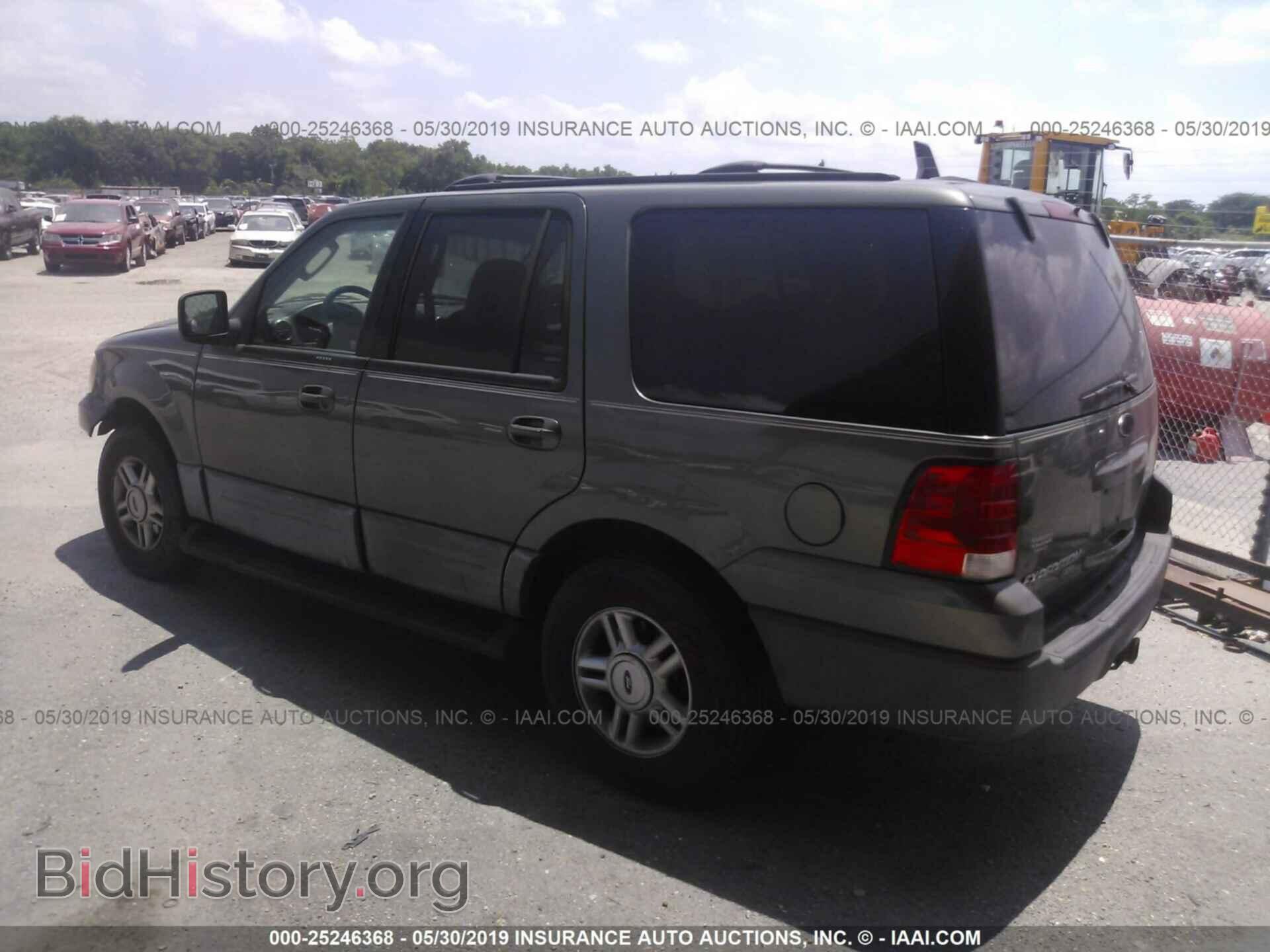 2004 FORD EXPEDITION - VIN: 1FMPU16L14LA07405 - Фото 3