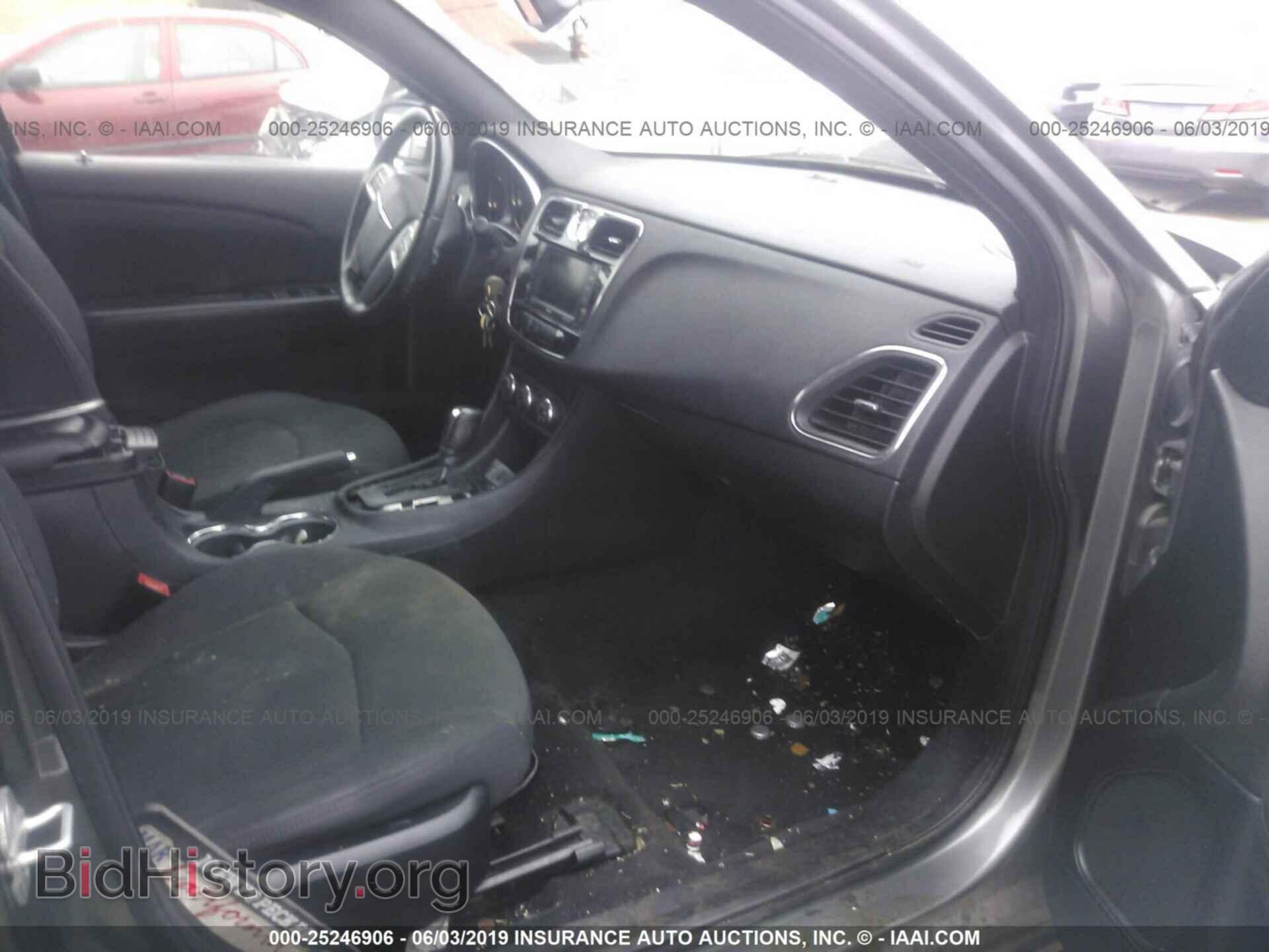 2012 Chrysler 200 - VIN: 1C3CCBBG2CN187800 - Фото 5