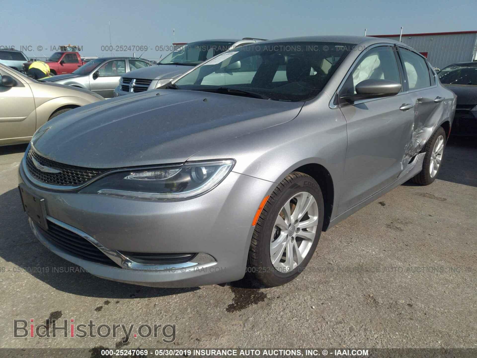 2015 CHRYSLER 200 - VIN: 1C3CCCAB8FN602277 - Фото 2