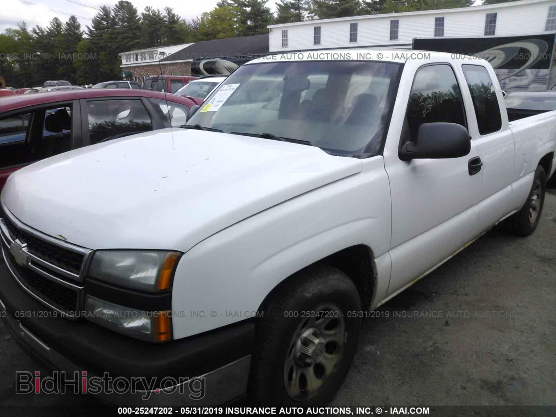 2006 CHEVROLET SILVERADO - VIN: 2GCEC19T161139938 - Photo 2