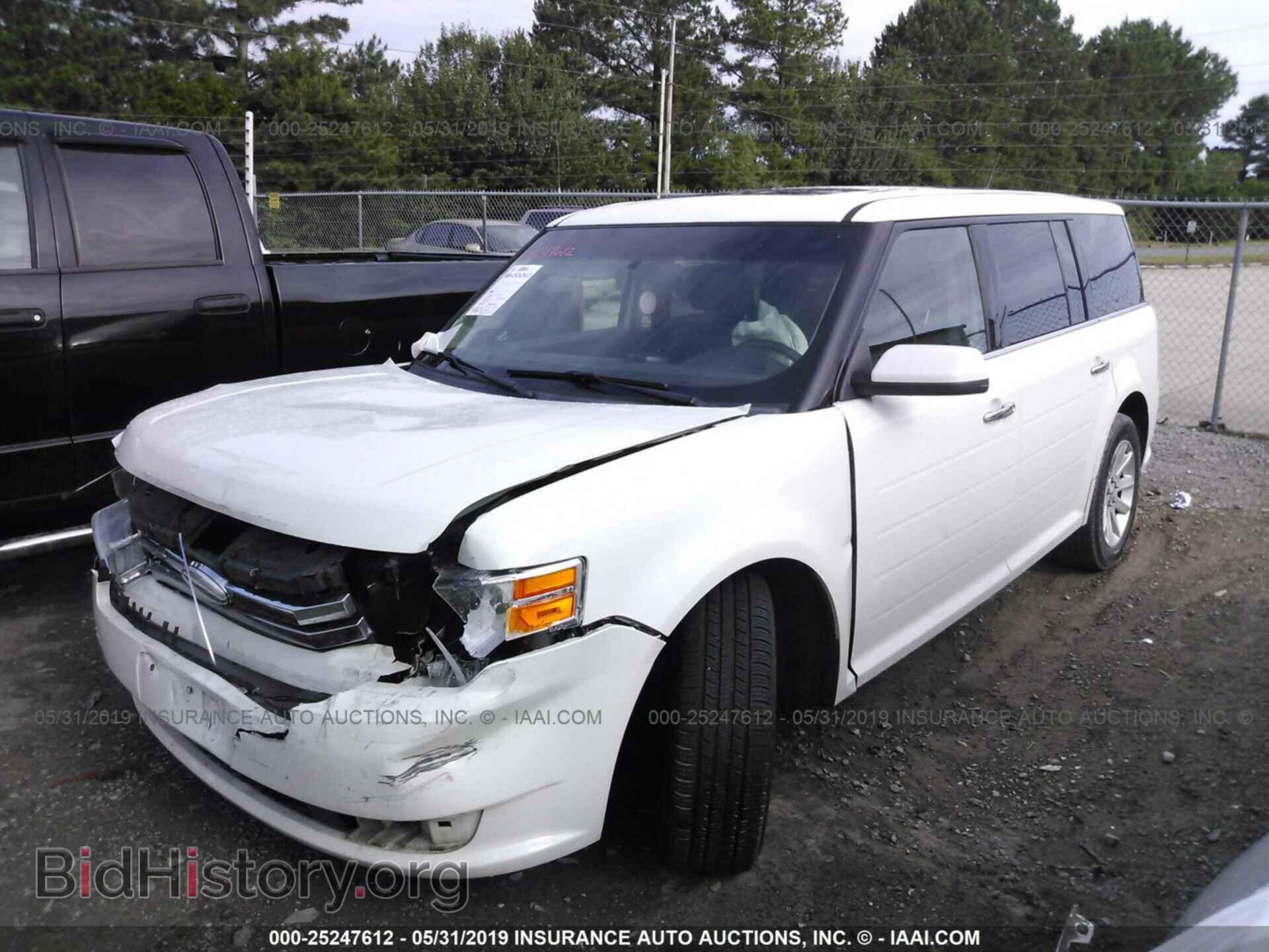 2011 FORD FLEX - VIN: 2FMGK5CC3BBD32541 - Photo 2