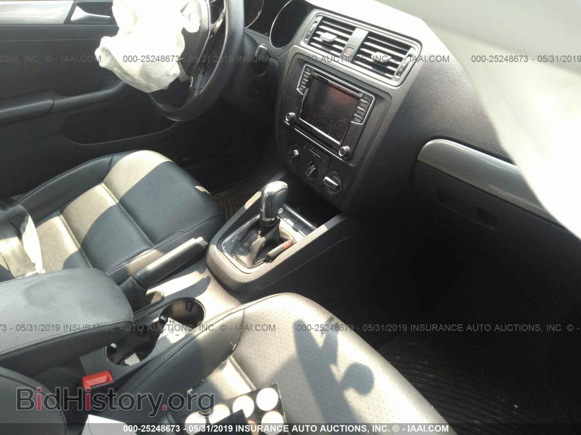 2017 VOLKSWAGEN JETTA - VIN: 3VWDB7AJ2HM237994 - Photo 5