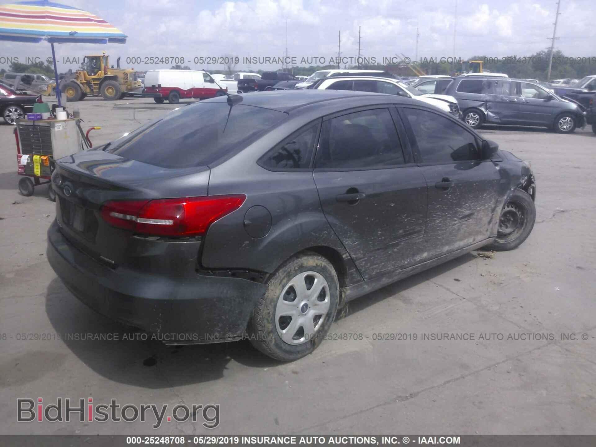 2015 FORD FOCUS - VIN: 1FADP3E24FL209599 - Photo 4