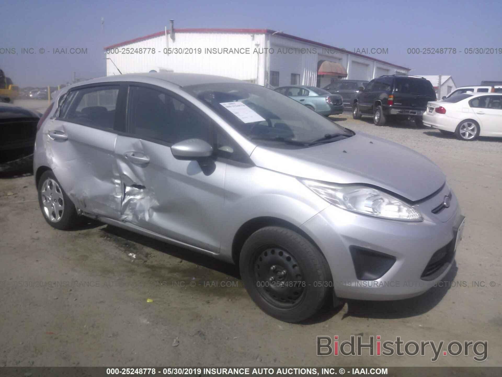 Photo 3FADP4TJ2DM191695 - FORD FIESTA 2013