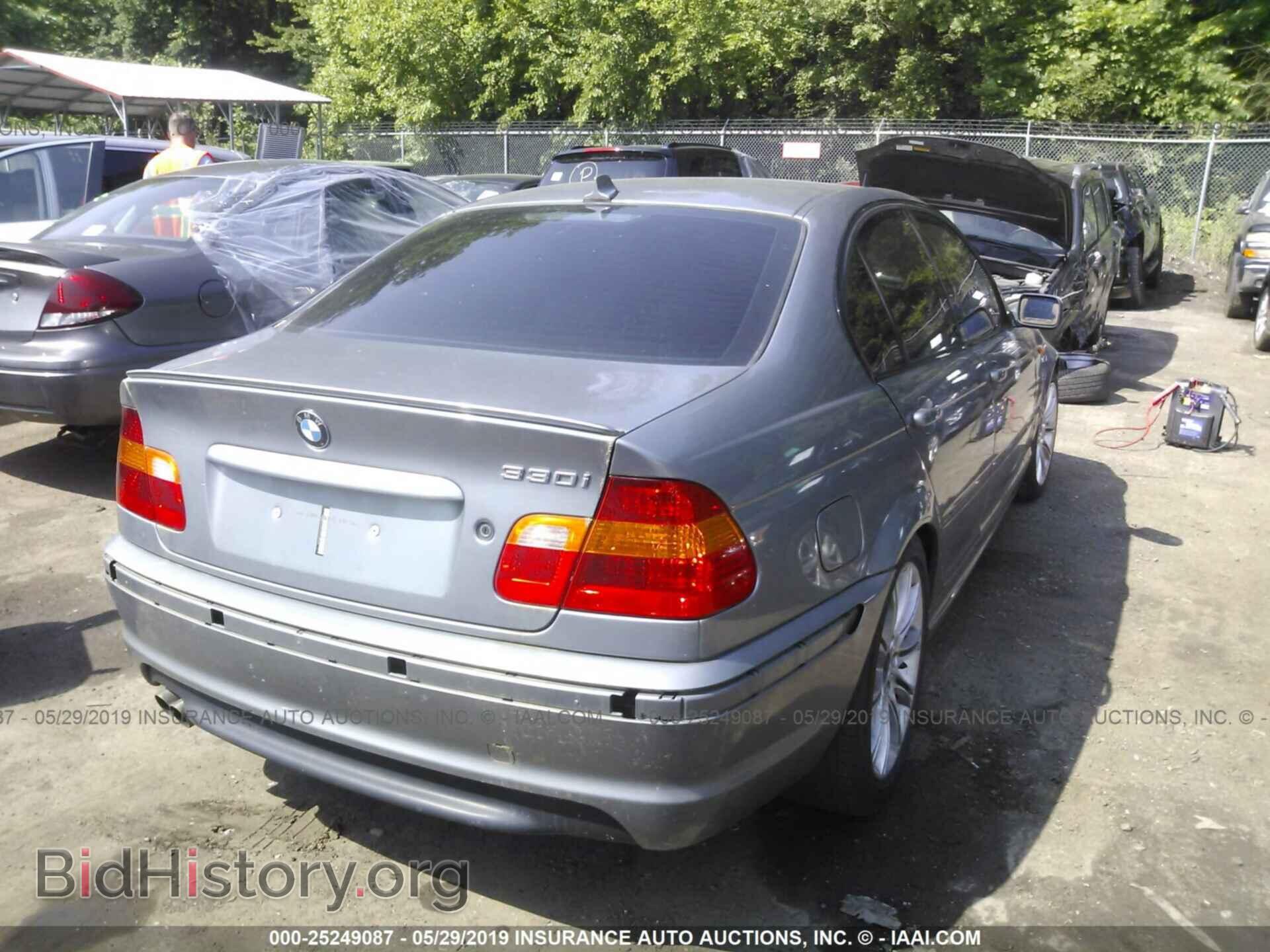 2005 BMW 330 - VIN: WBAEV53455KM40422 - Фото 4