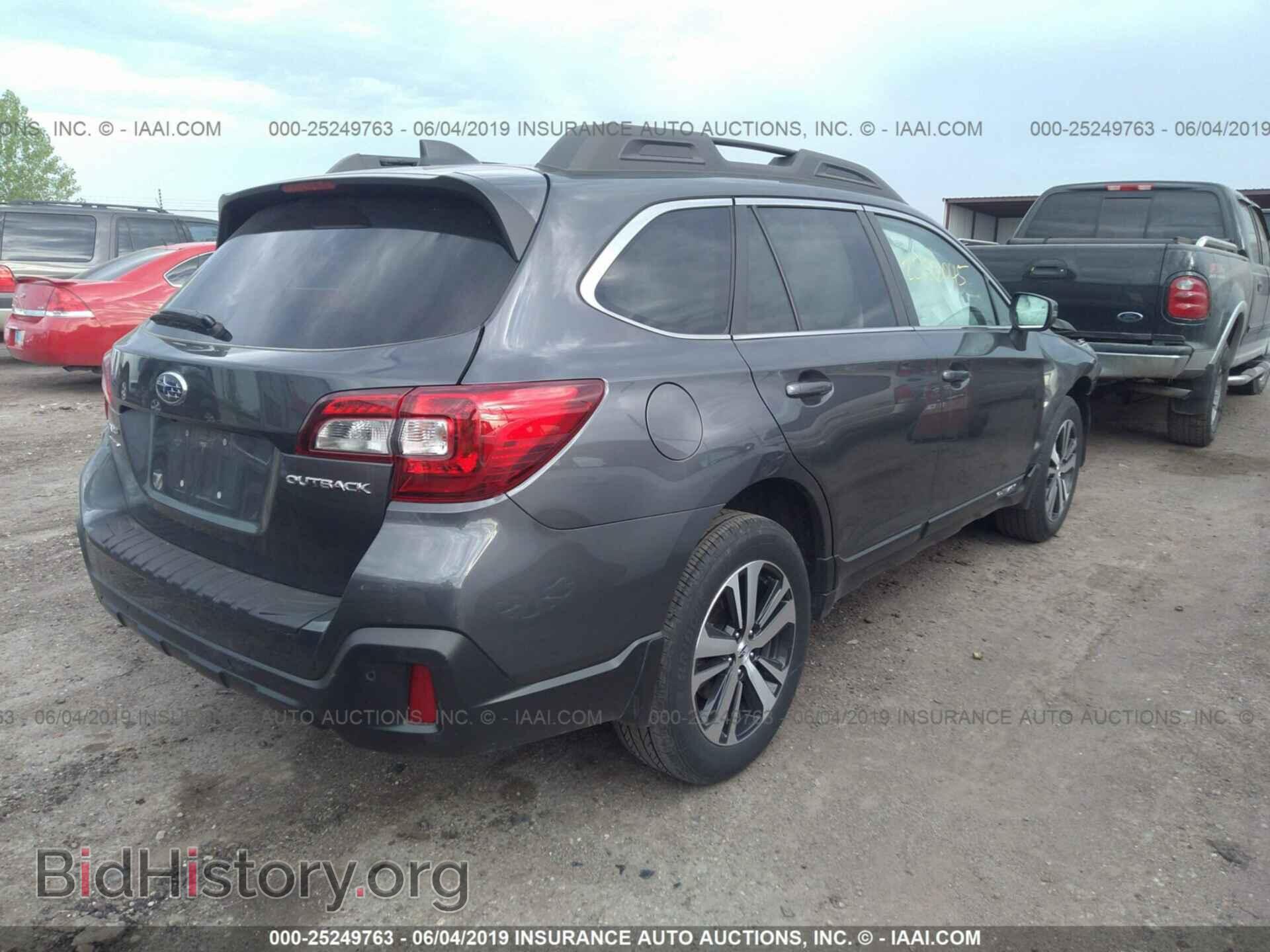 2018 SUBARU OUTBACK - VIN: 4S4BSANC9J3389244 - Фото 4