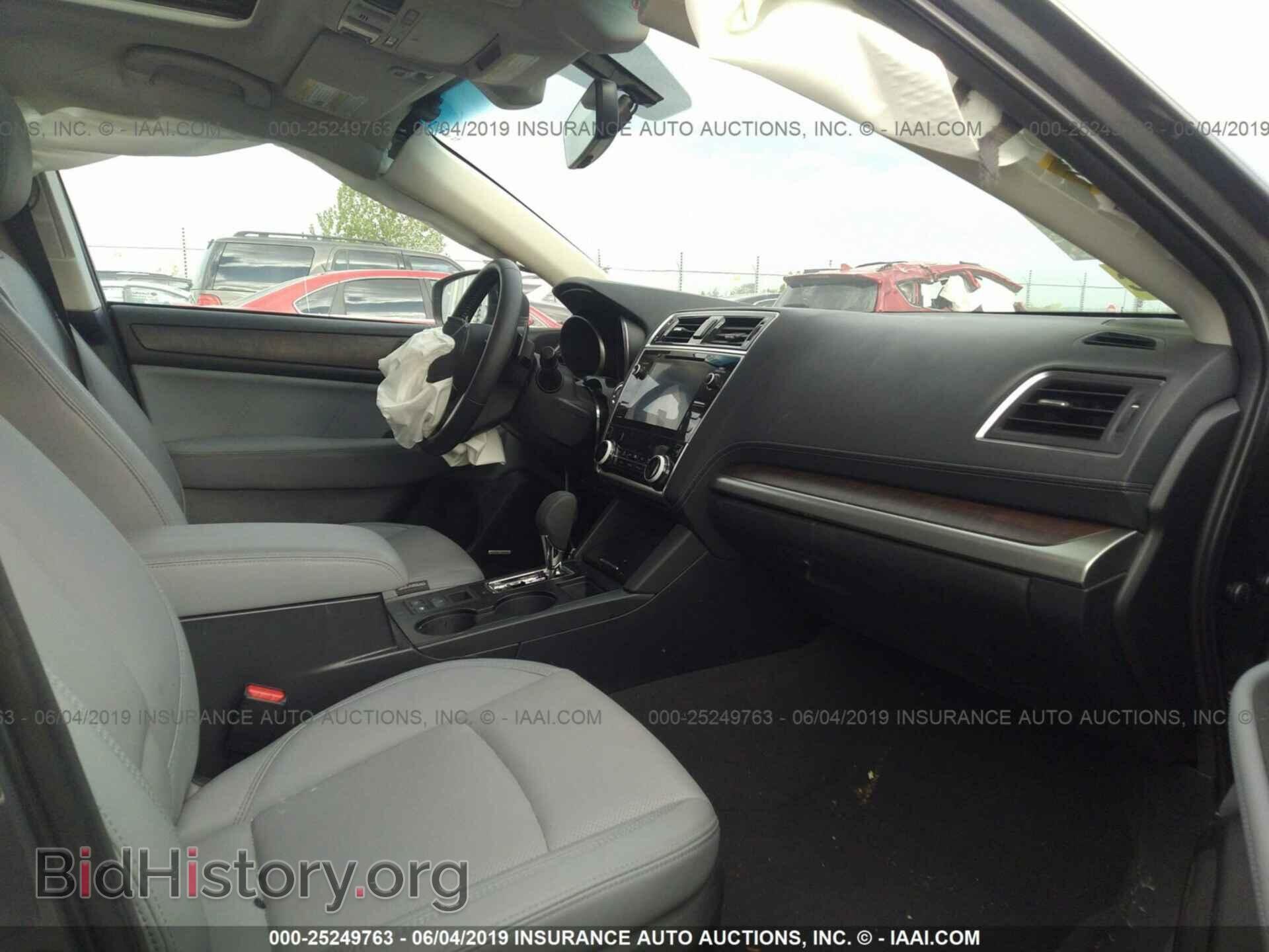 2018 SUBARU OUTBACK - VIN: 4S4BSANC9J3389244 - Фото 5