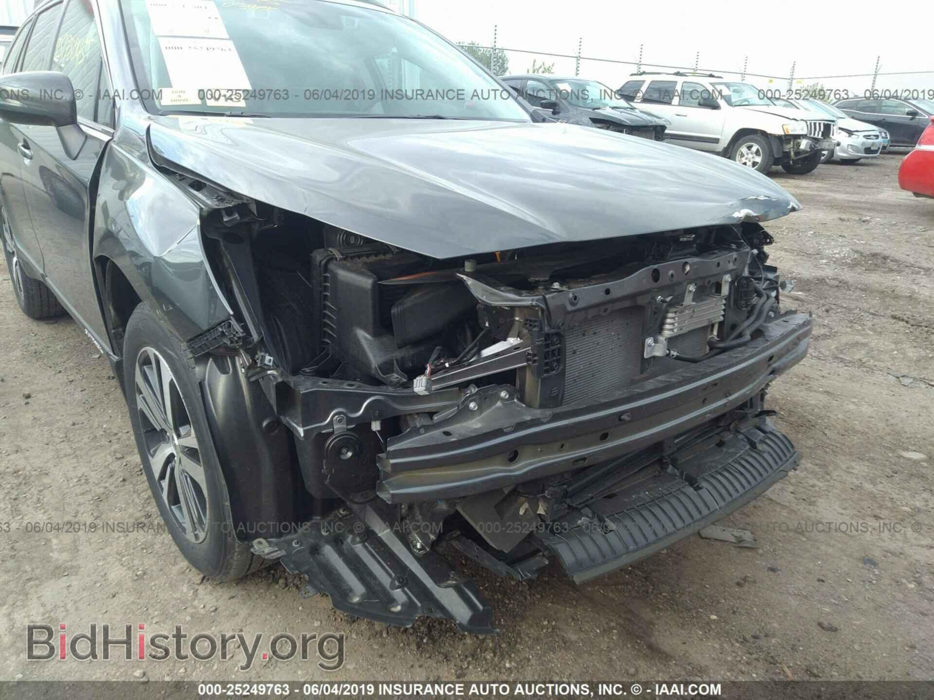 2018 SUBARU OUTBACK - VIN: 4S4BSANC9J3389244 - Фото 6