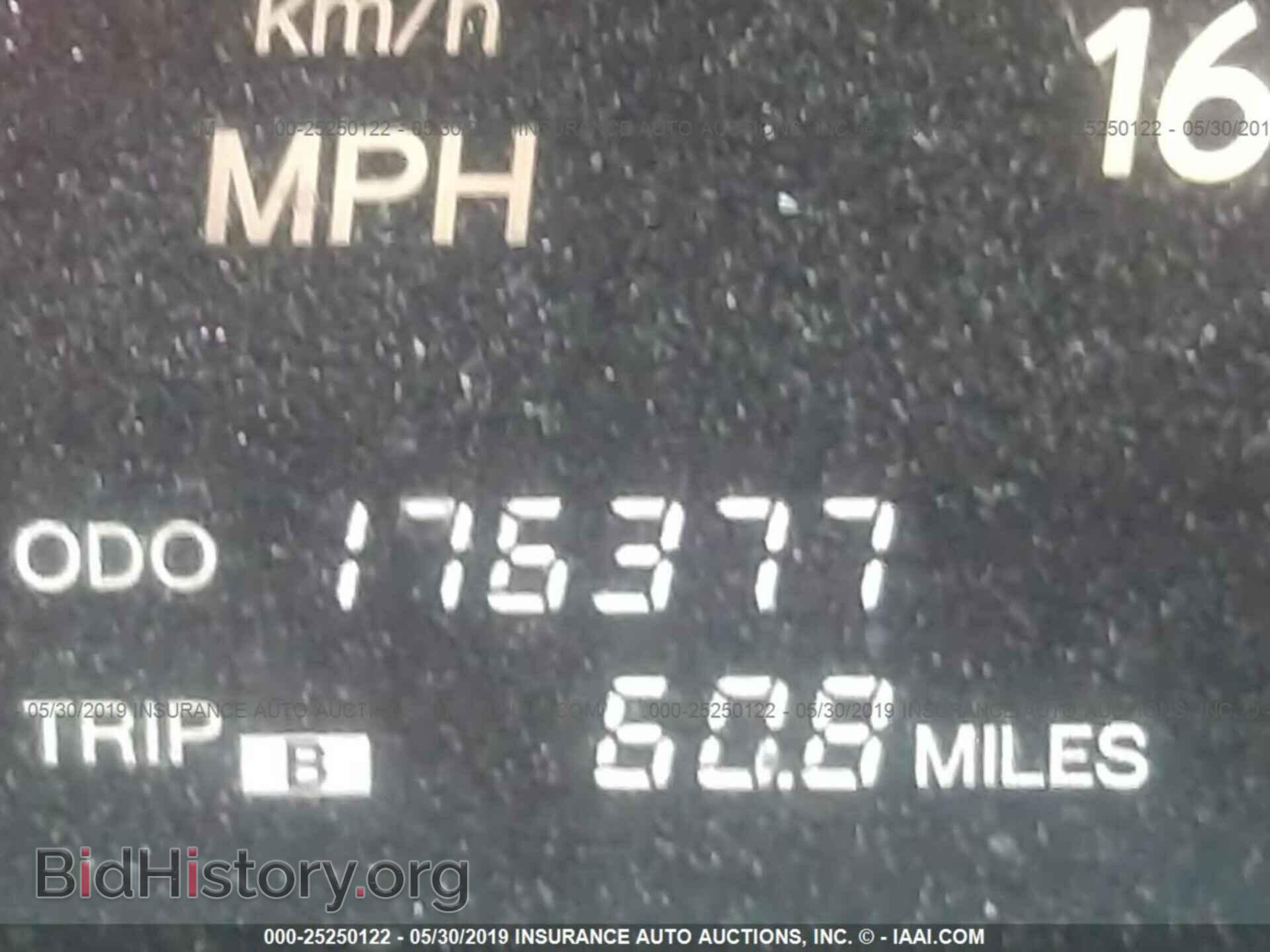 2003 LEXUS LS - VIN: JTHBN30F830110880 - Photo 7