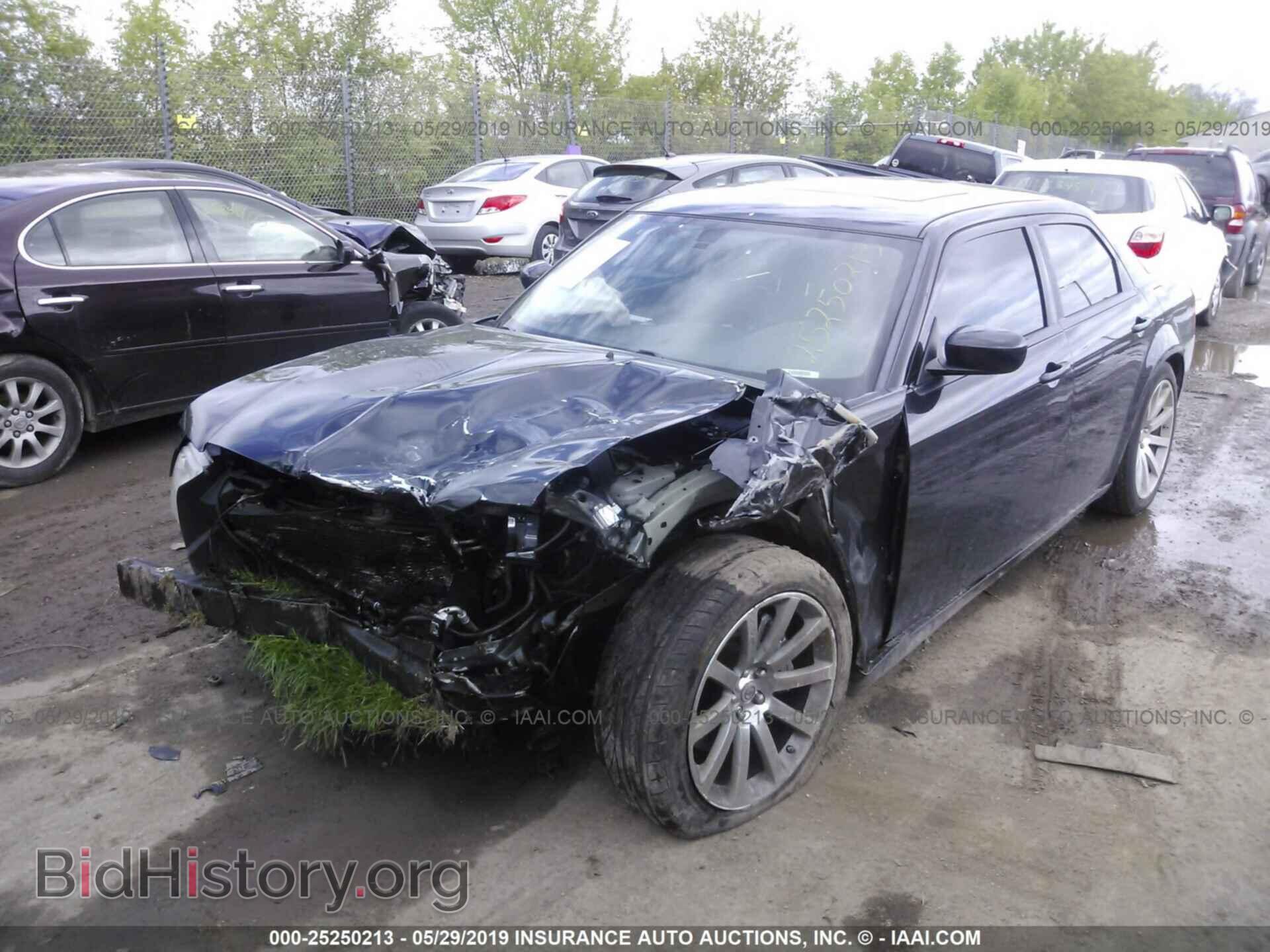 2006 CHRYSLER 300C - VIN: 2C3KA73W96H515943 - Photo 2