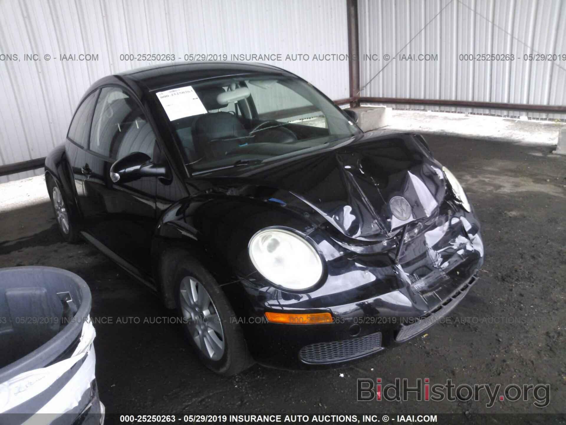 Photo 3VWPW31C59M511945 - VOLKSWAGEN NEW BEETLE 2009