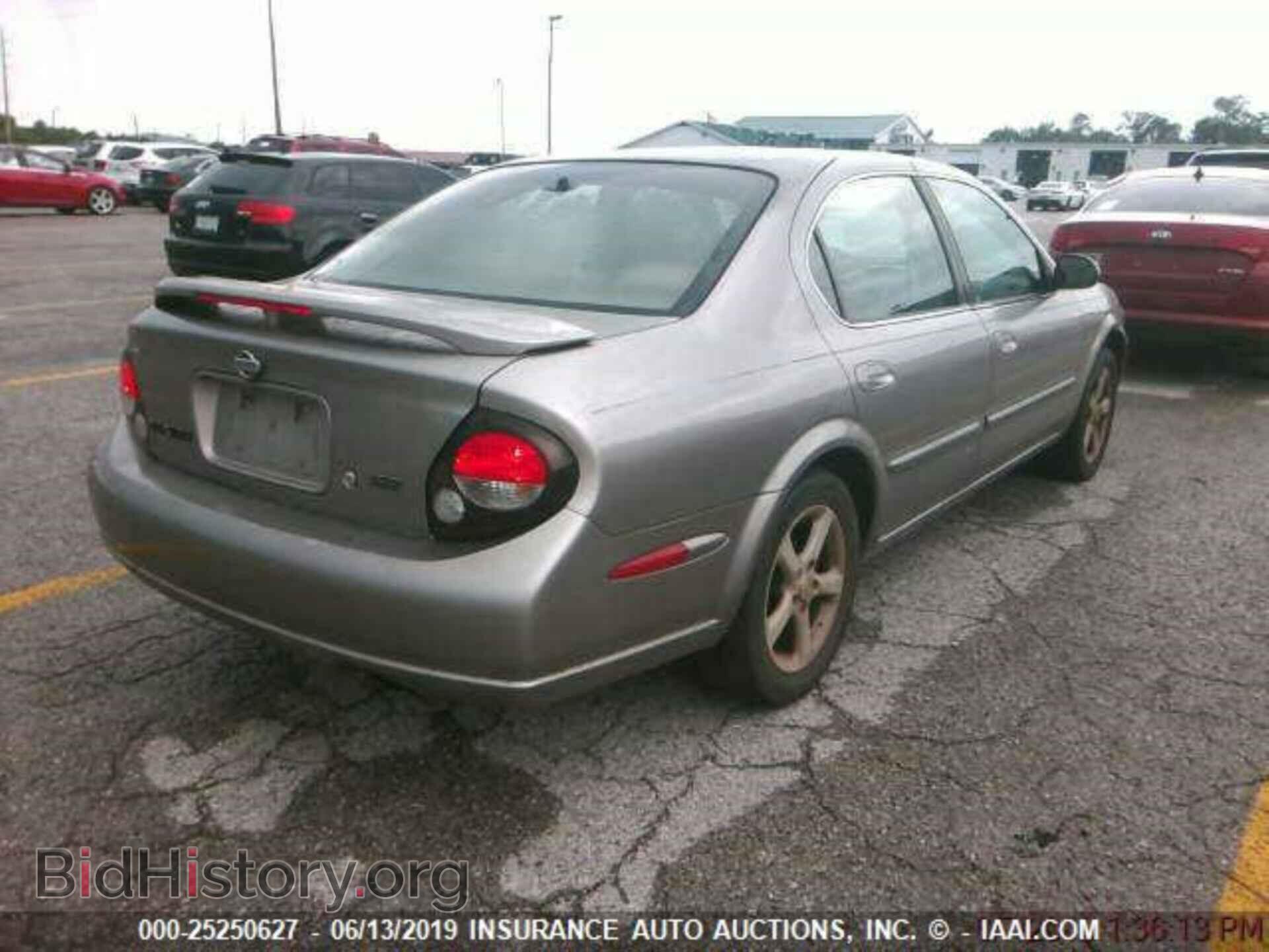 2000 NISSAN MAXIMA - VIN: JN1CA31D6YT537143 - Фото 2