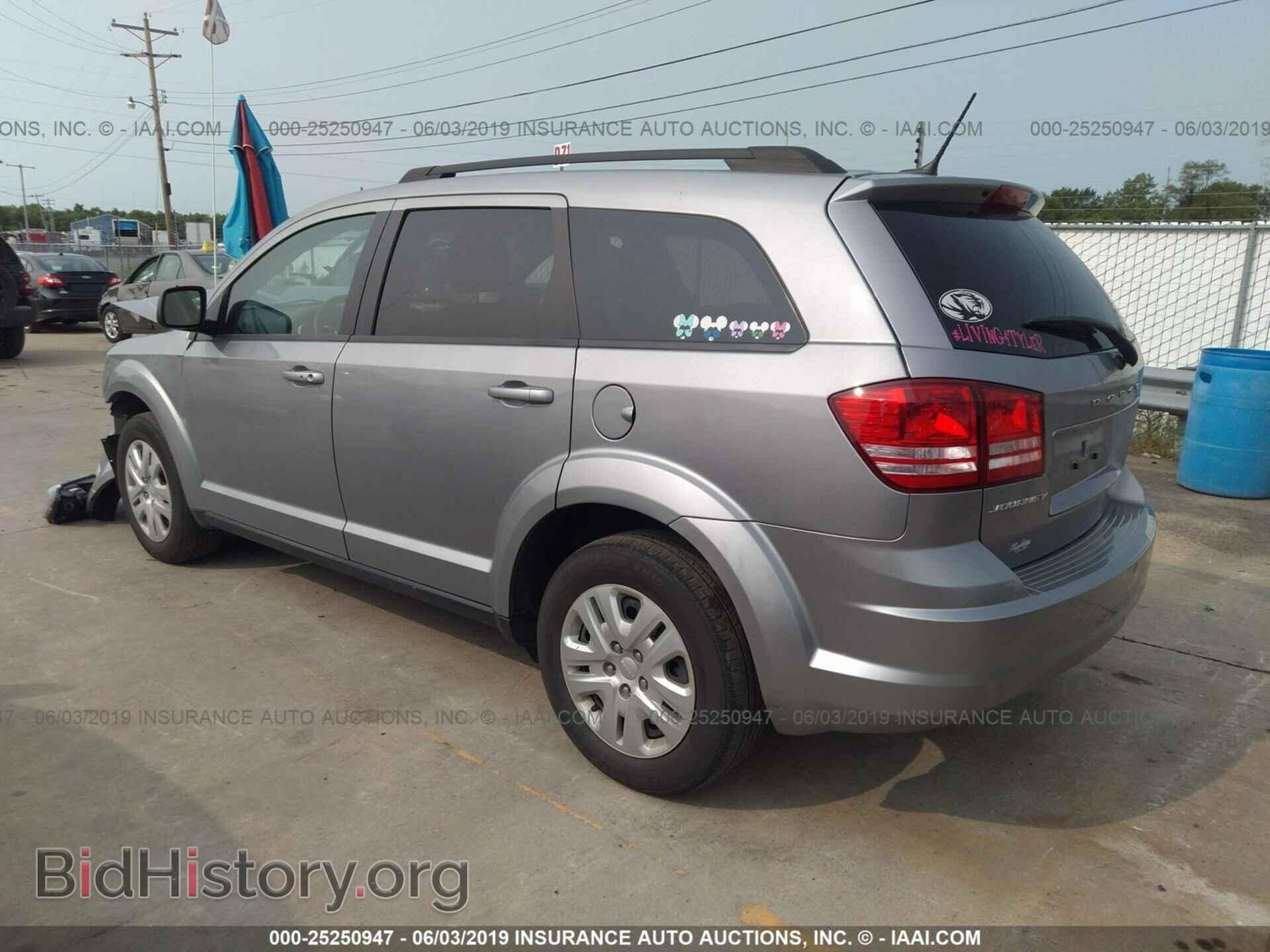 2018 DODGE JOURNEY - VIN: 3C4PDCAB7JT235908 - Фото 3