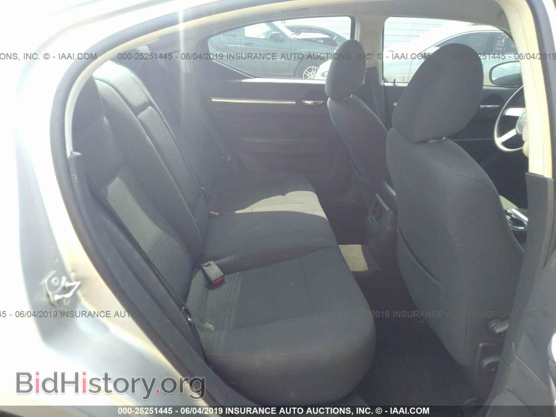2010 DODGE CHARGER - VIN: 2B3CA3CV7AH127197 - Фото 8