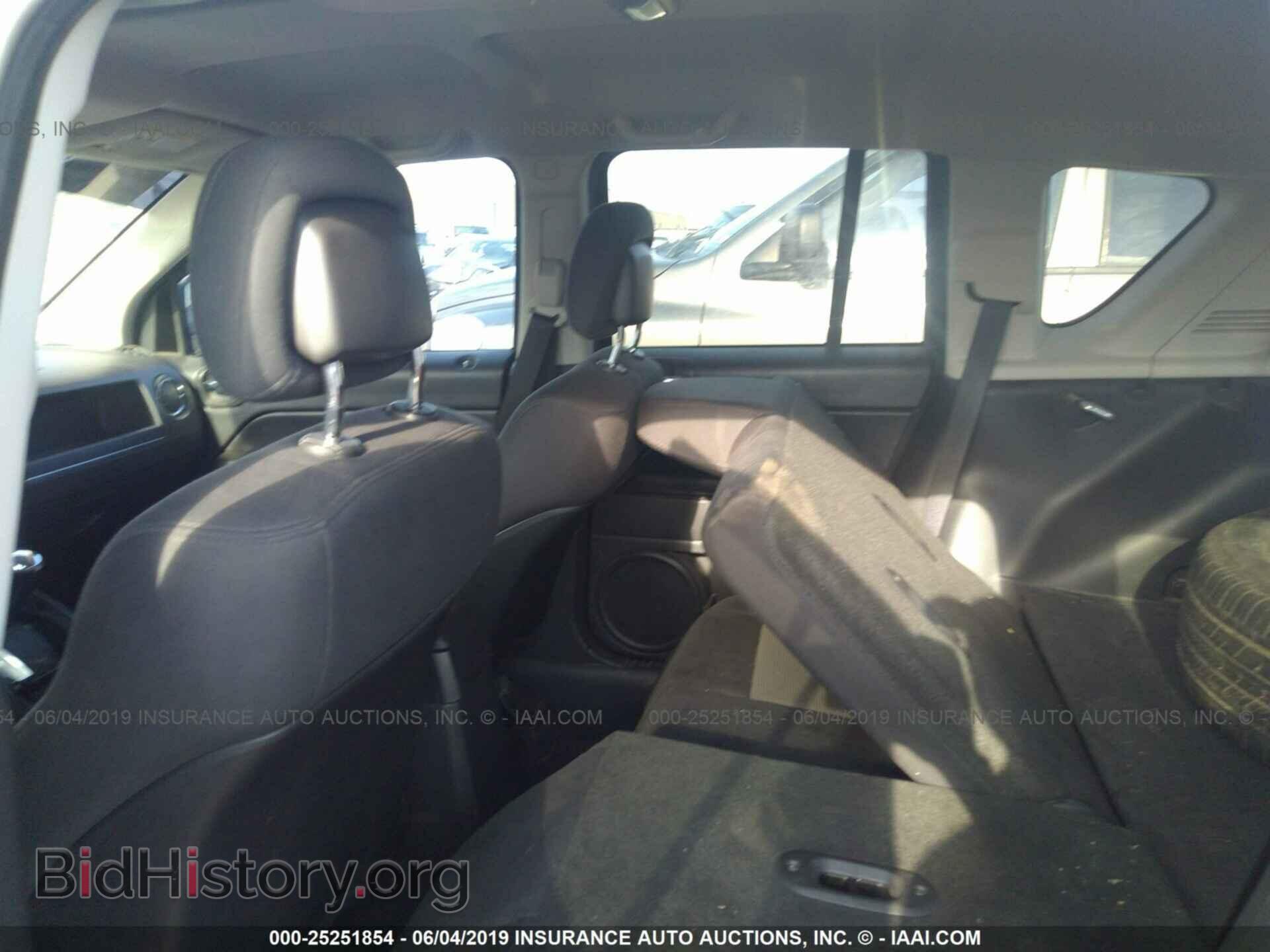 2012 JEEP COMPASS - VIN: 1C4NJCBA1CD602350 - Фото 8