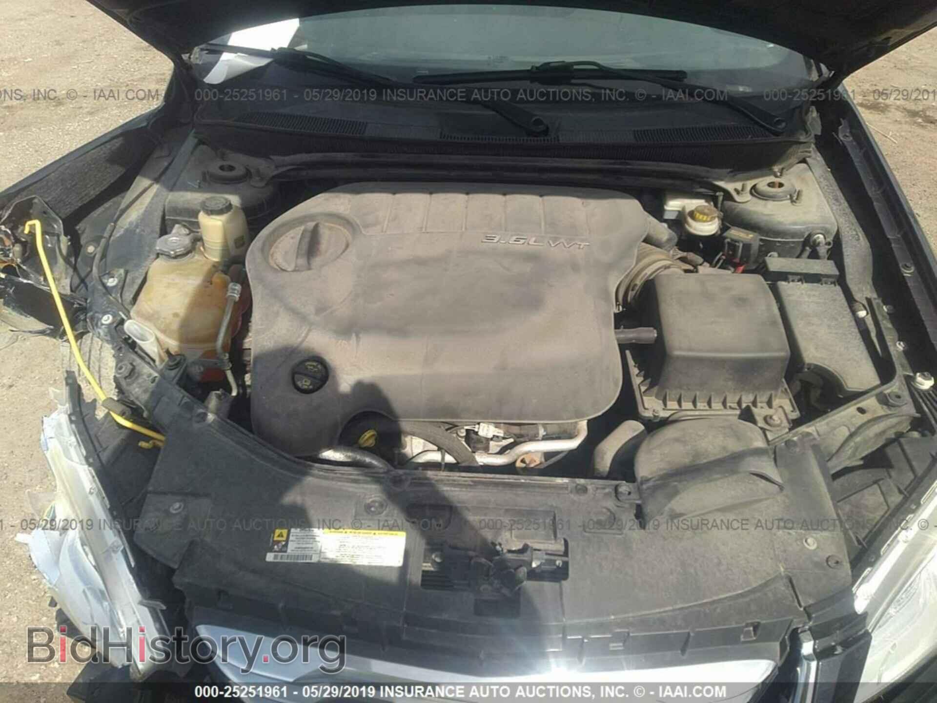 2011 CHRYSLER 200 - VIN: 1C3BC2FG5BN517658 - Фото 10