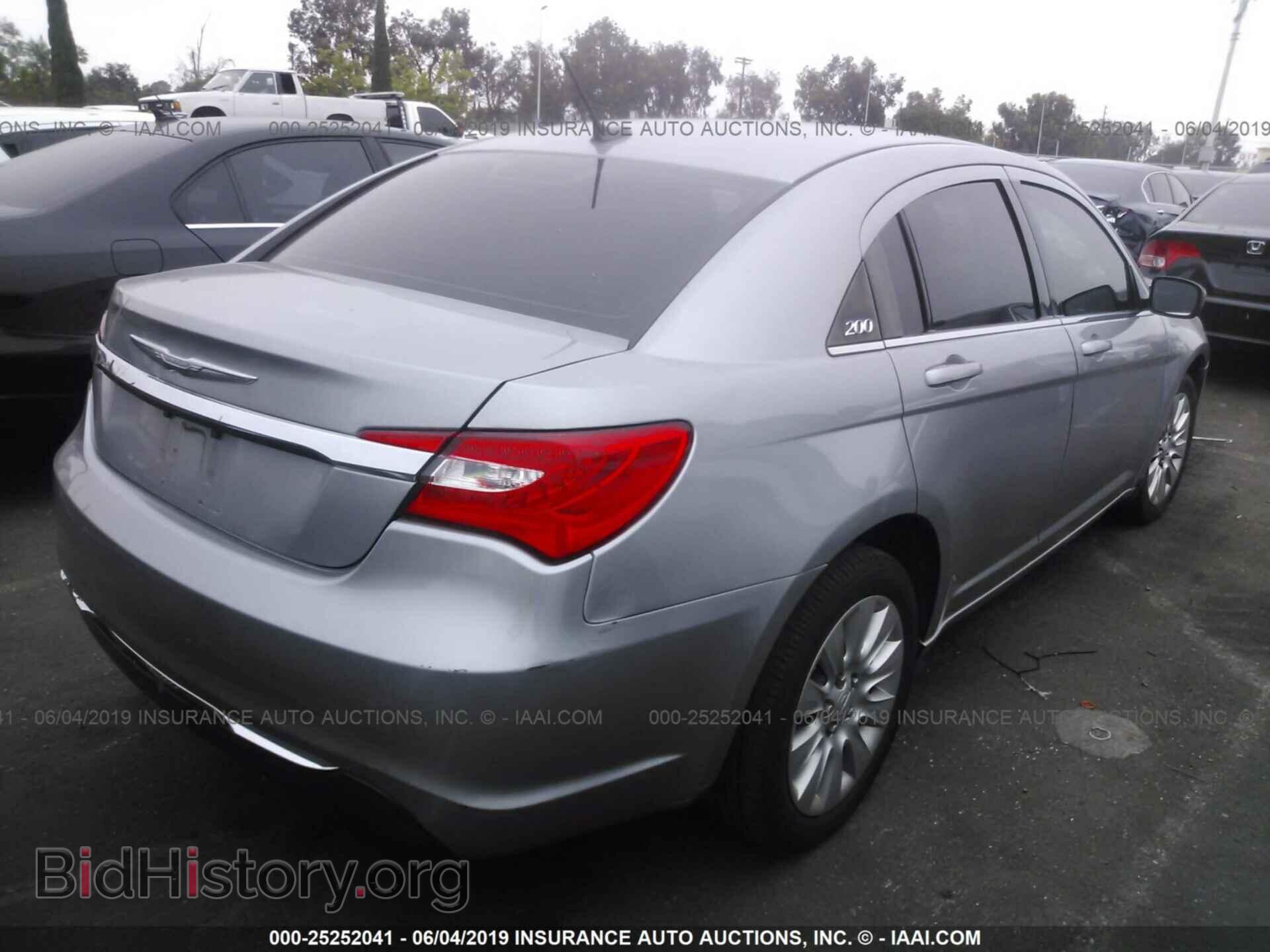 2014 CHRYSLER 200 - VIN: 1C3CCBAB0EN206756 - Фото 4