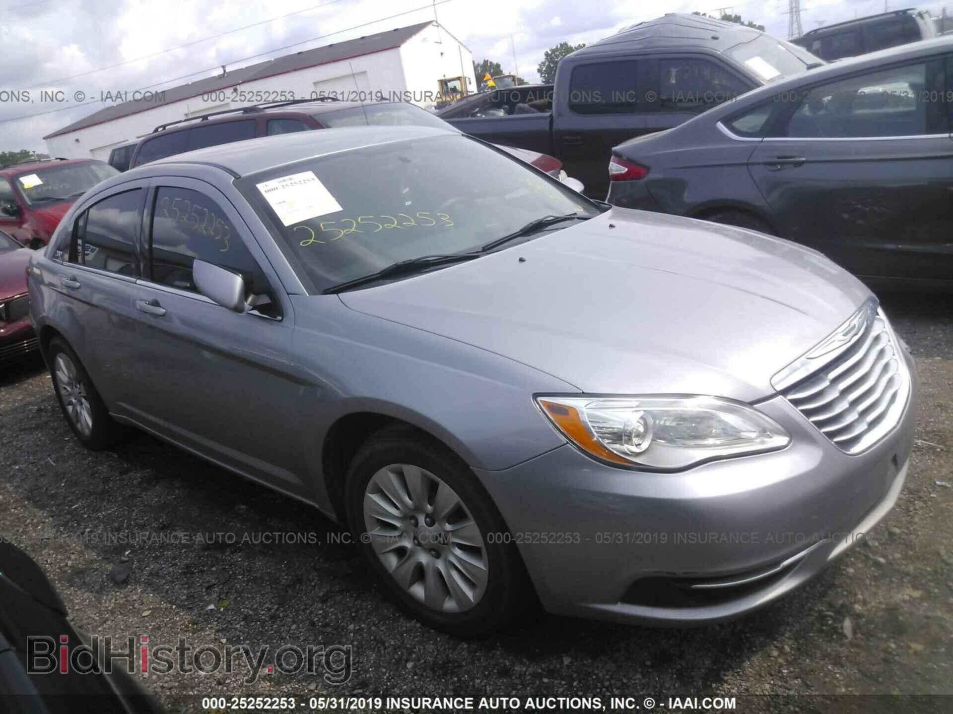 Фотография 1C3CCBAB0DN624751 - CHRYSLER 200 2013