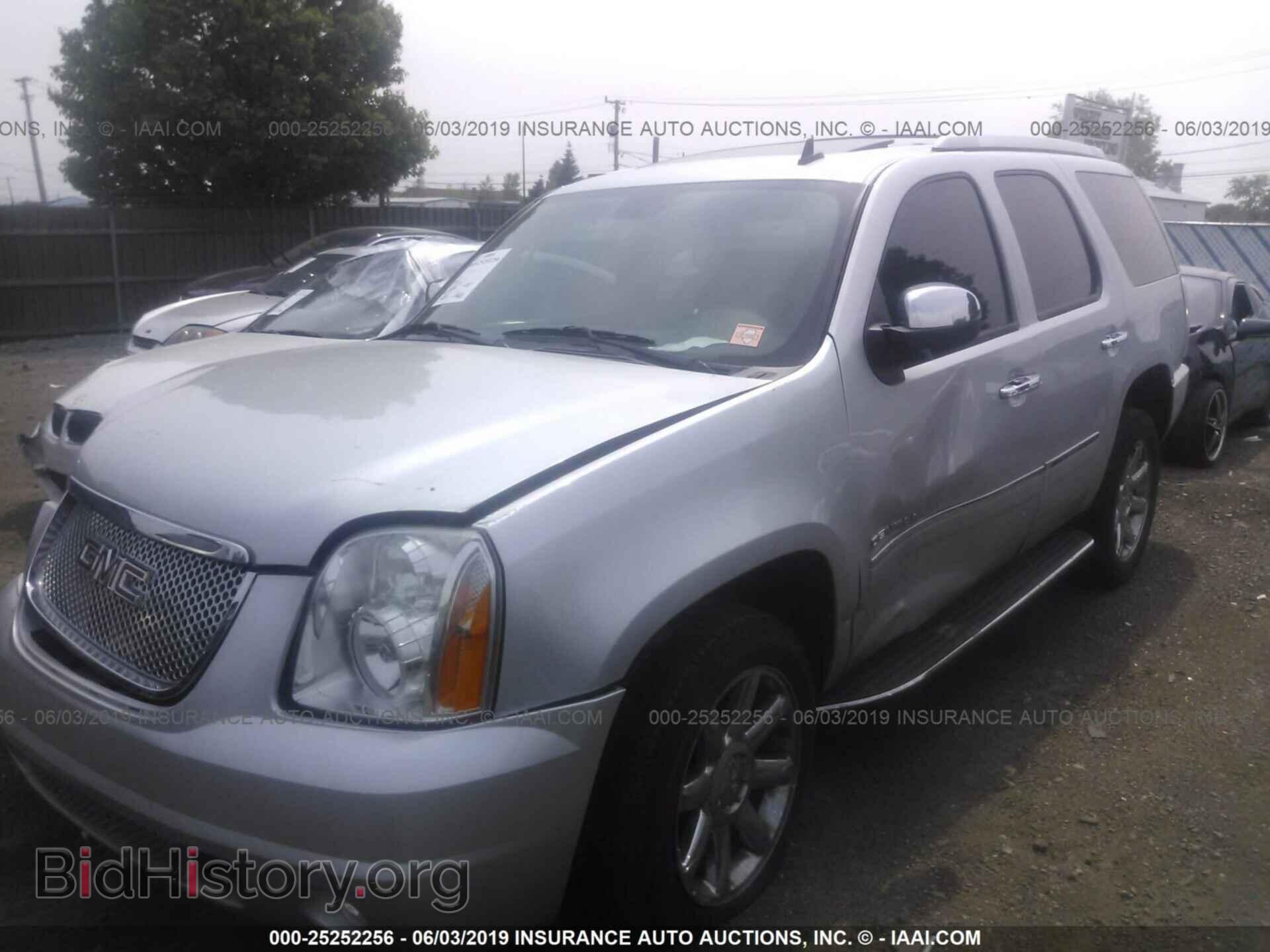 2012 GMC YUKON - VIN: 1GKS2EEF4CR255672 - Фото 2