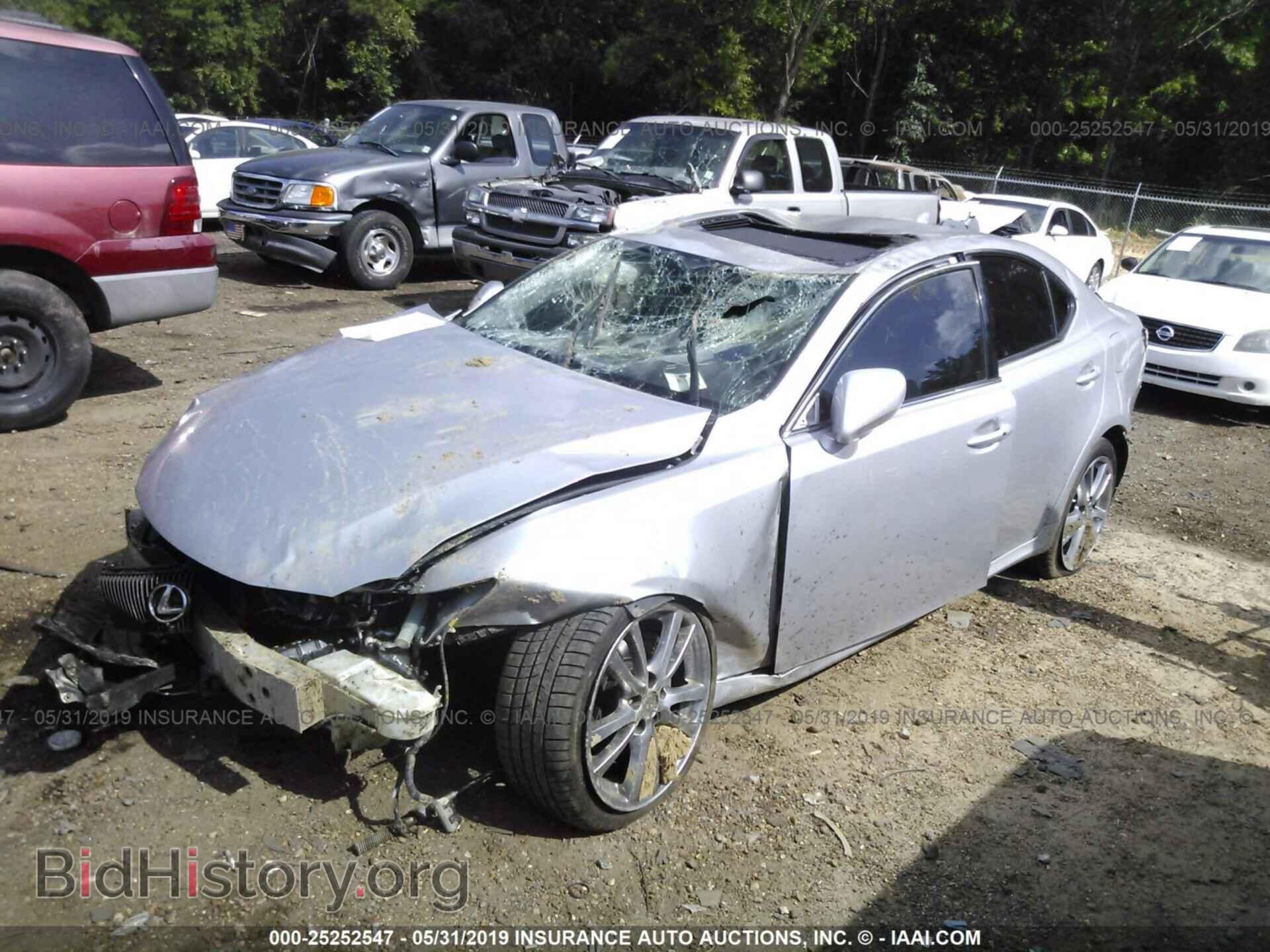 2008 LEXUS IS - VIN: JTHBK262482074219 - Photo 2
