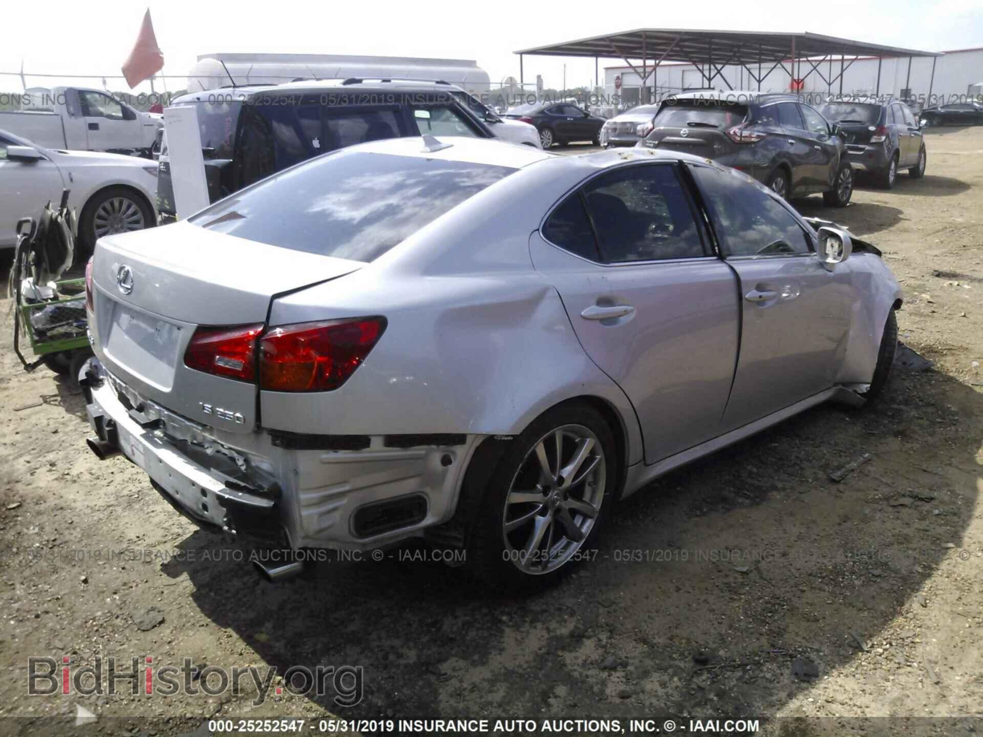 2008 LEXUS IS - VIN: JTHBK262482074219 - Photo 4