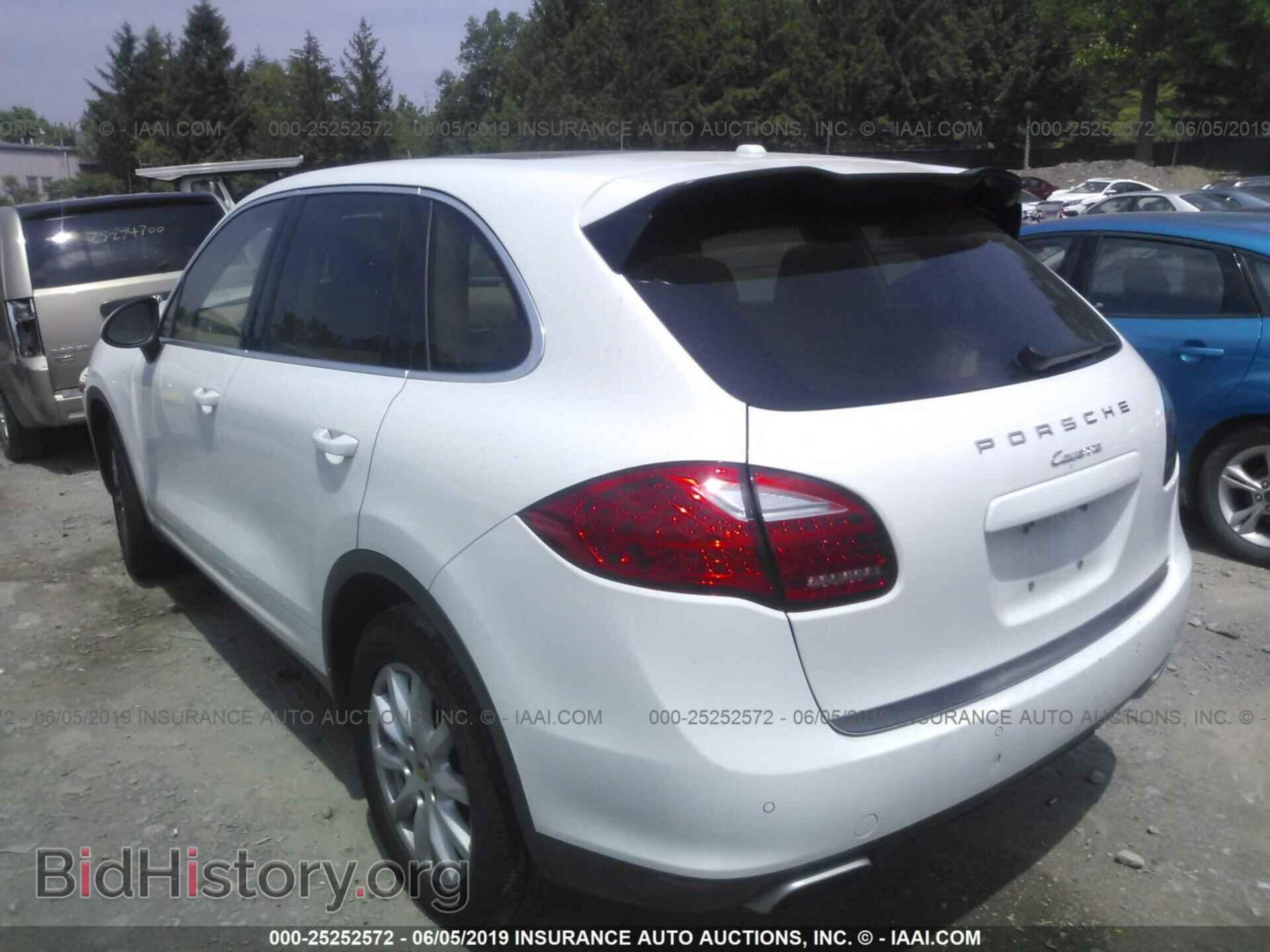 2014 PORSCHE CAYENNE - VIN: WP1AA2A28ELA93545 - Фото 3