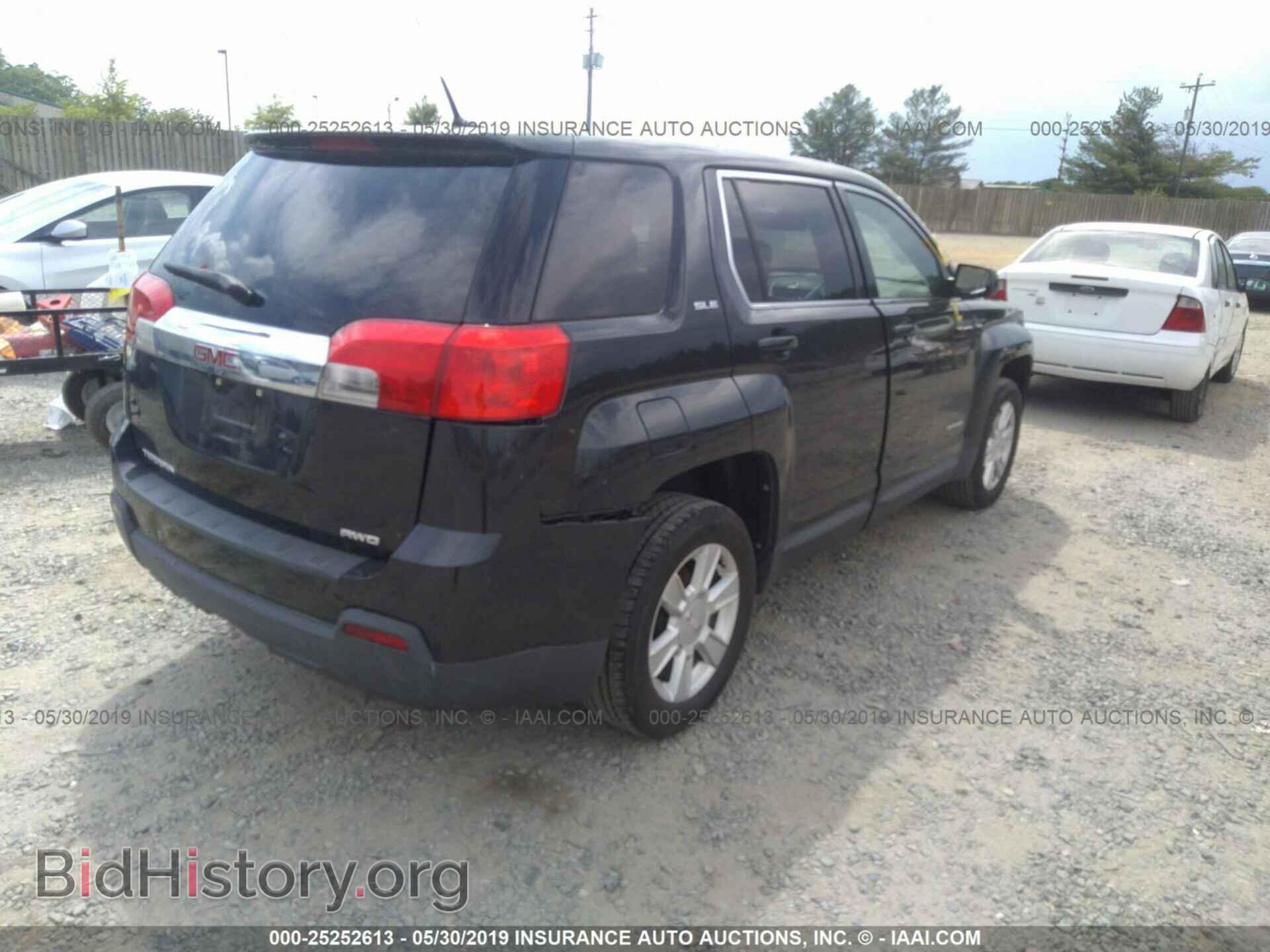 2011 GMC TERRAIN - VIN: 2CTFLREC1B6467824 - Photo 4