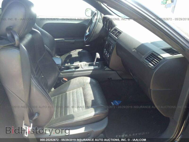 2010 Dodge CHALLENGER (VIN 2B3CJ5DT1AH240894) — photo 5 of 10