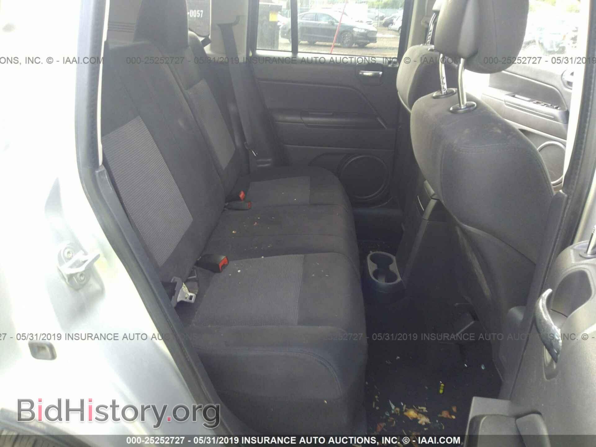 2012 JEEP COMPASS - VIN: 1C4NJDBB0CD577665 - Фото 8