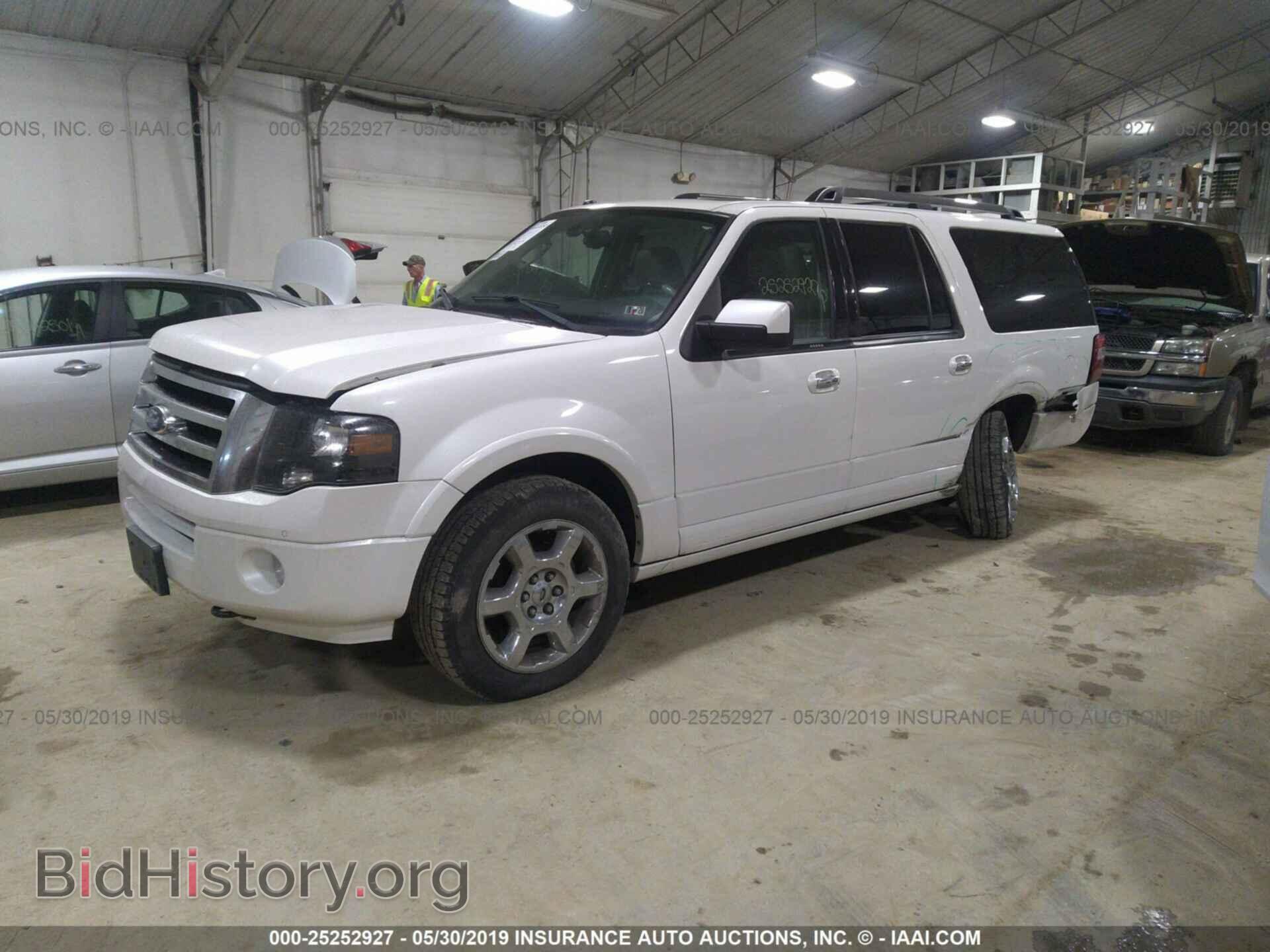 2013 FORD EXPEDITION - VIN: 1FMJK2A59DEF61371 - Фото 2