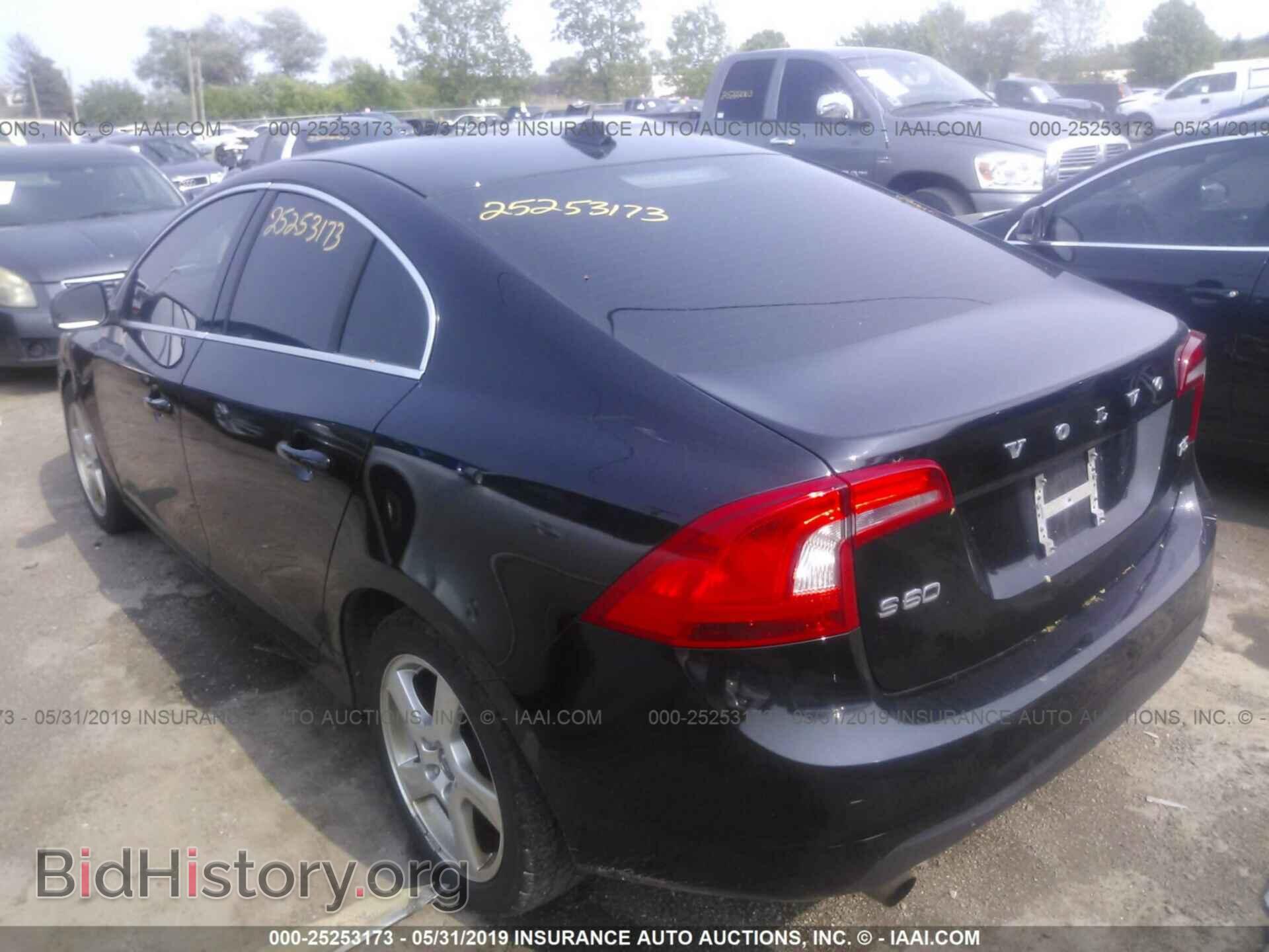 2012 VOLVO S60 - VIN: YV1622FSXC2090446 - Фото 3