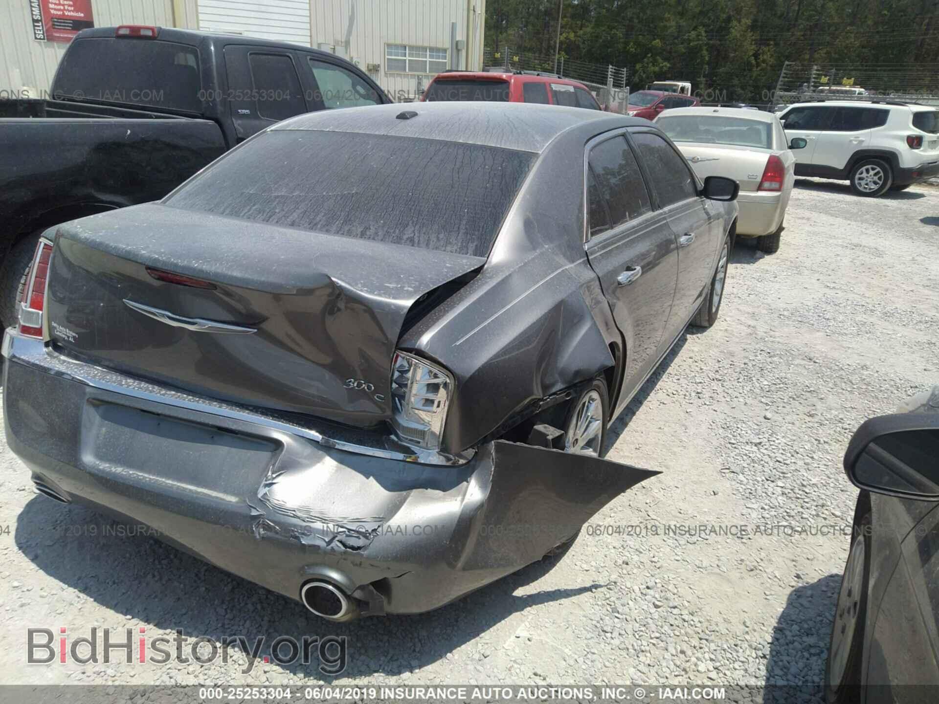 2011 CHRYSLER 300C - VIN: 2C3CA6CT3BH580978 - Photo 6