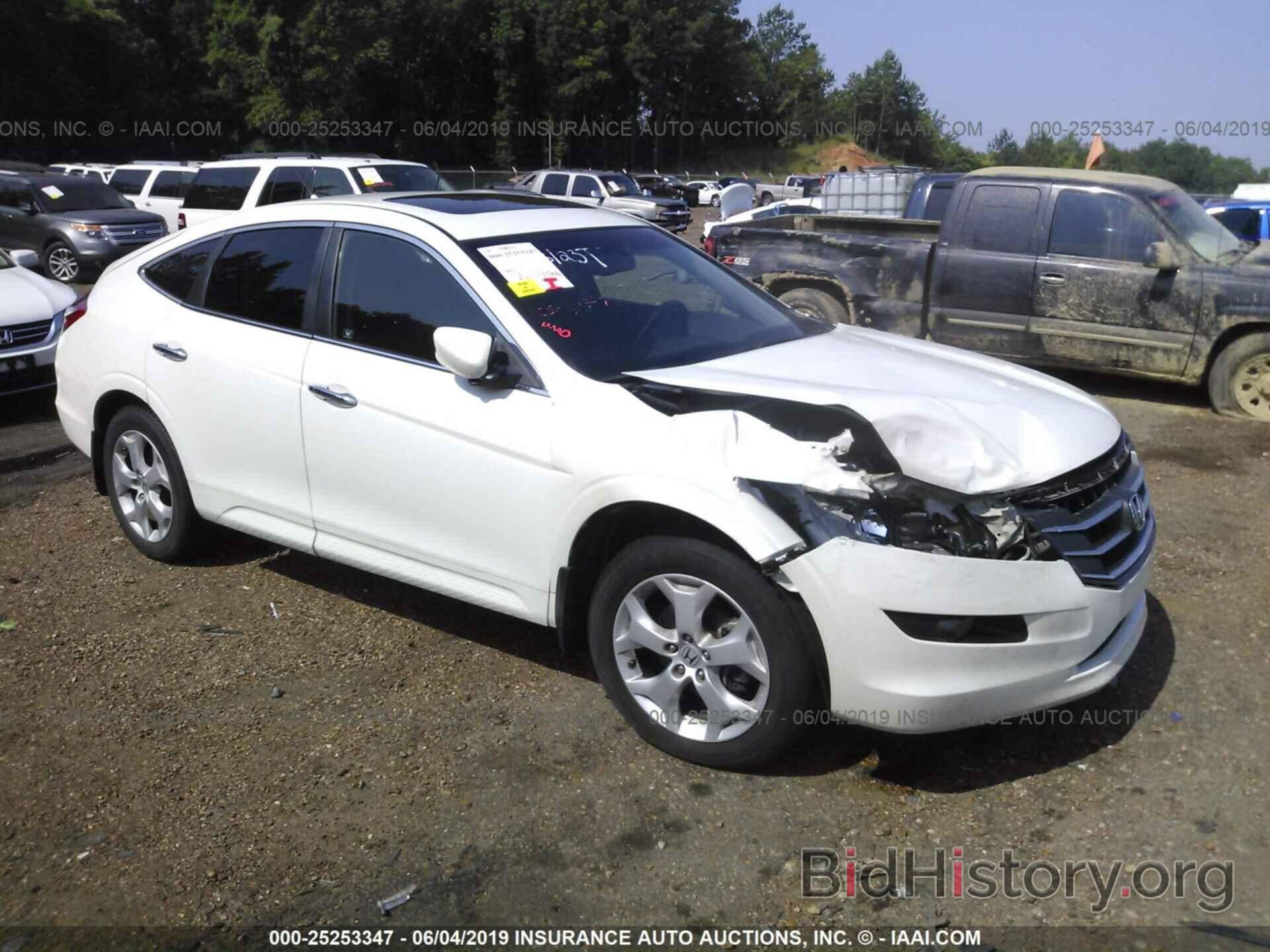 Photo 5J6TF1H50BL001291 - HONDA ACCORD CROSSTOUR 2011