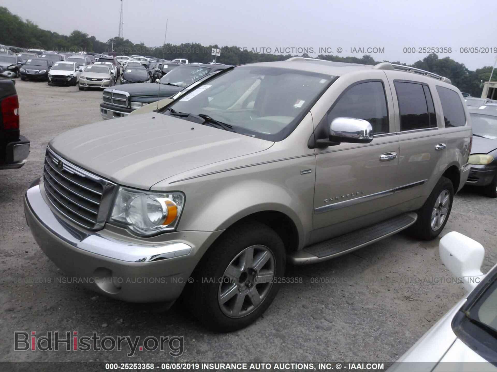 2008 CHRYSLER ASPEN - VIN: 1A8HX58248F121908 - Фото 2