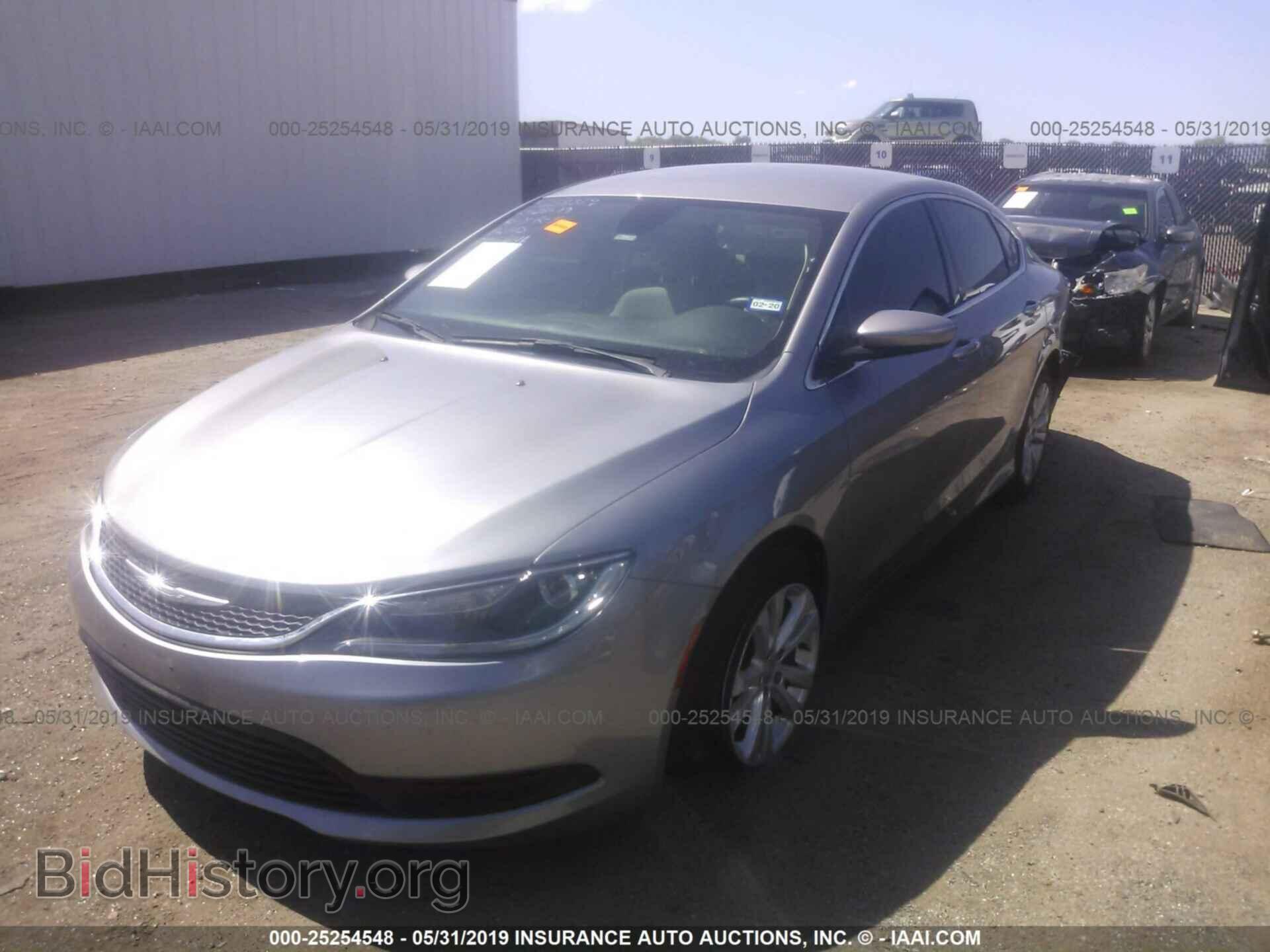 2016 CHRYSLER 200 - VIN: 1C3CCCFB6GN186286 - Фото 2