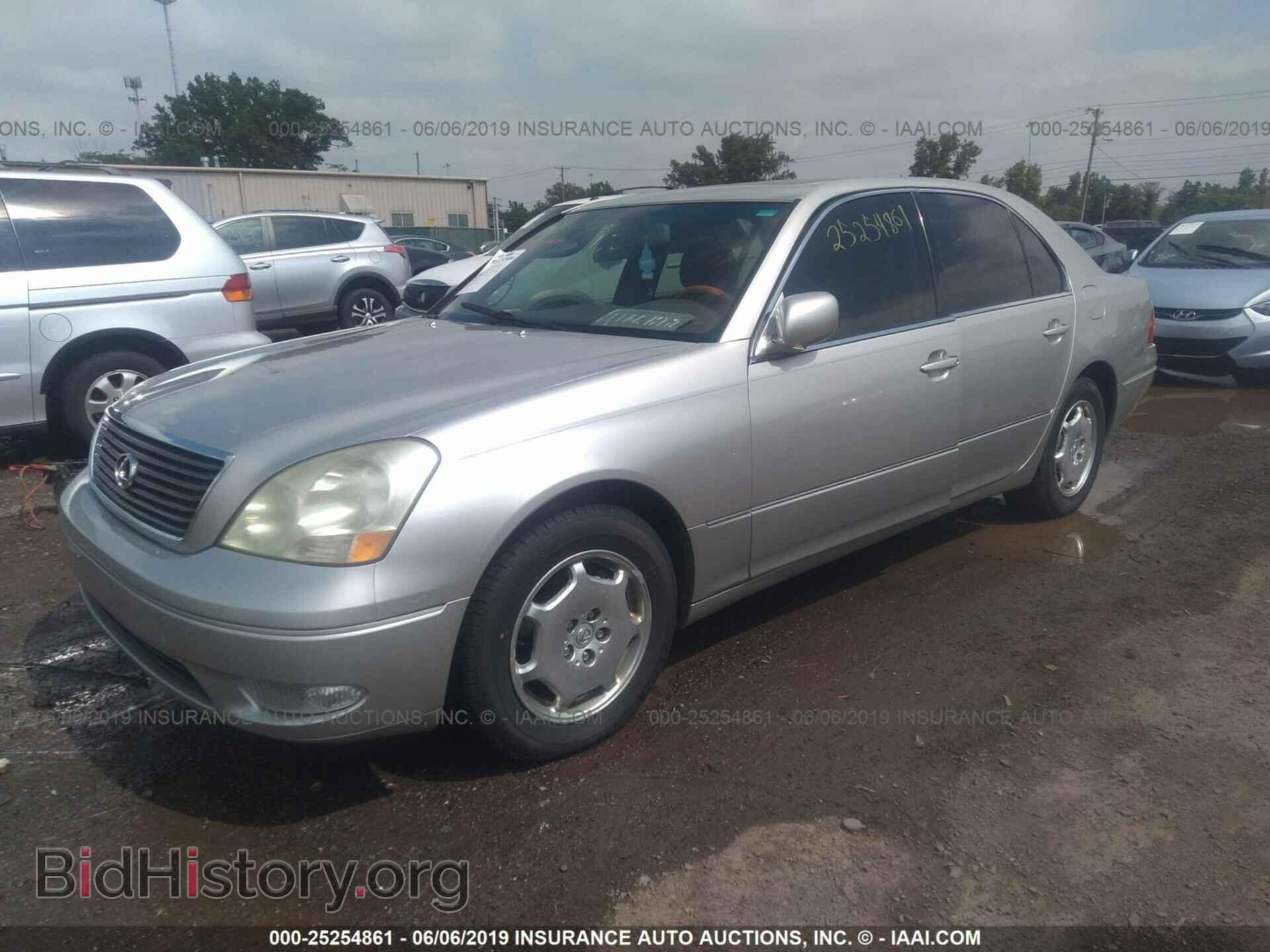 2002 LEXUS LS - VIN: JTHBN30F120084198 - Фото 2