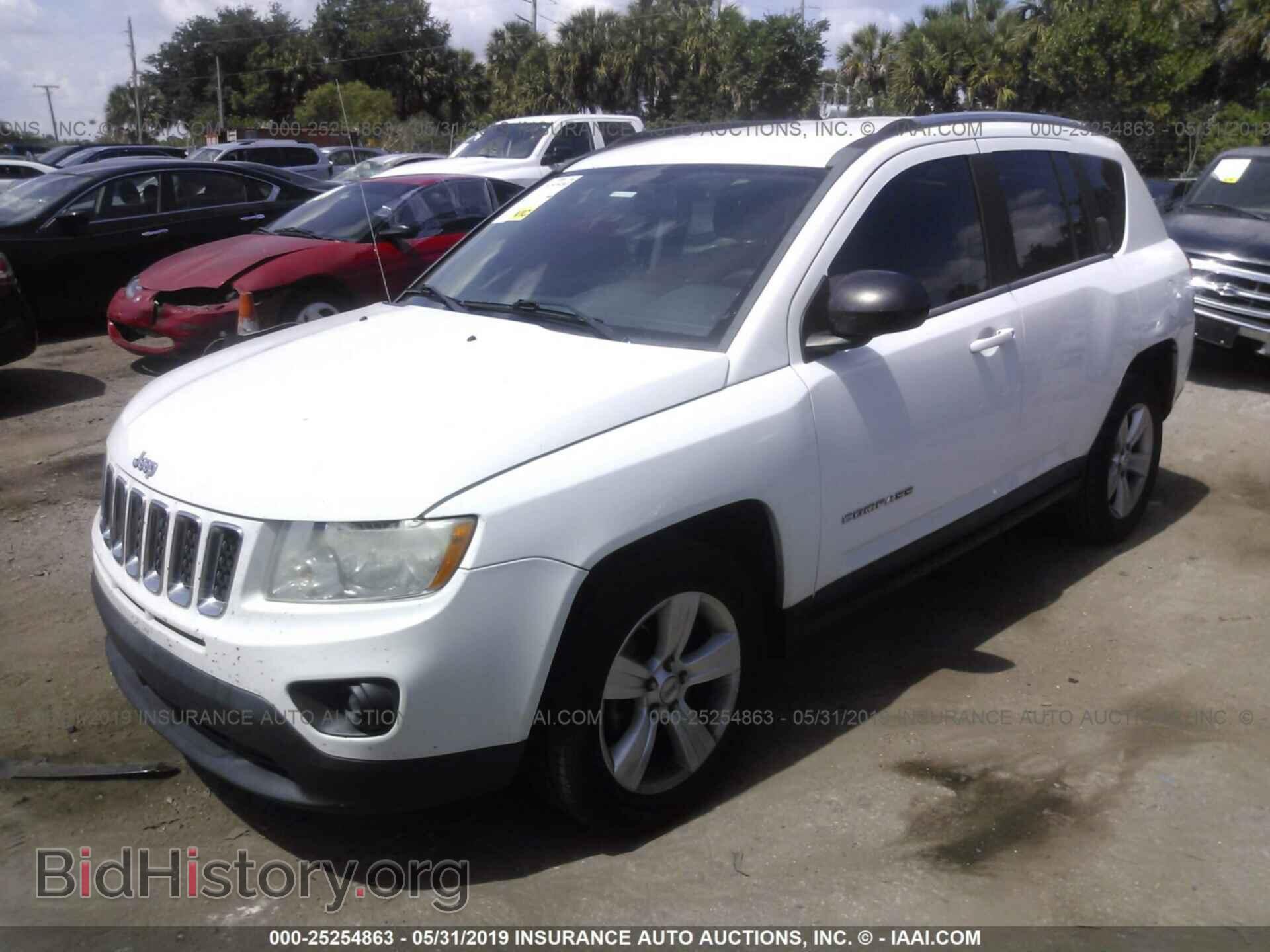 2011 JEEP COMPASS - VIN: 1J4NT1FB6BD168677 - Фото 2