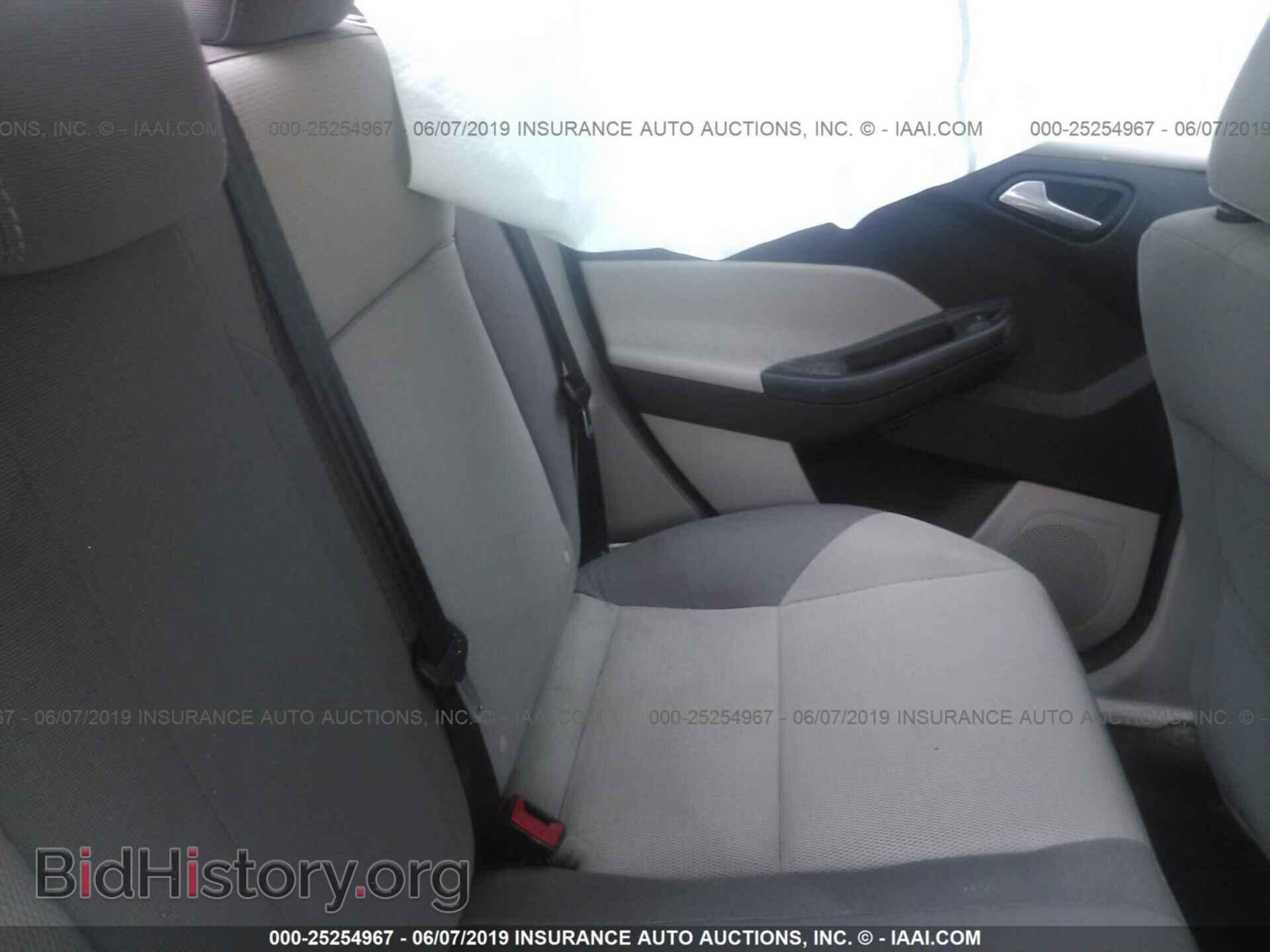 2014 FORD FOCUS - VIN: 1FADP3F23EL437171 - Photo 8