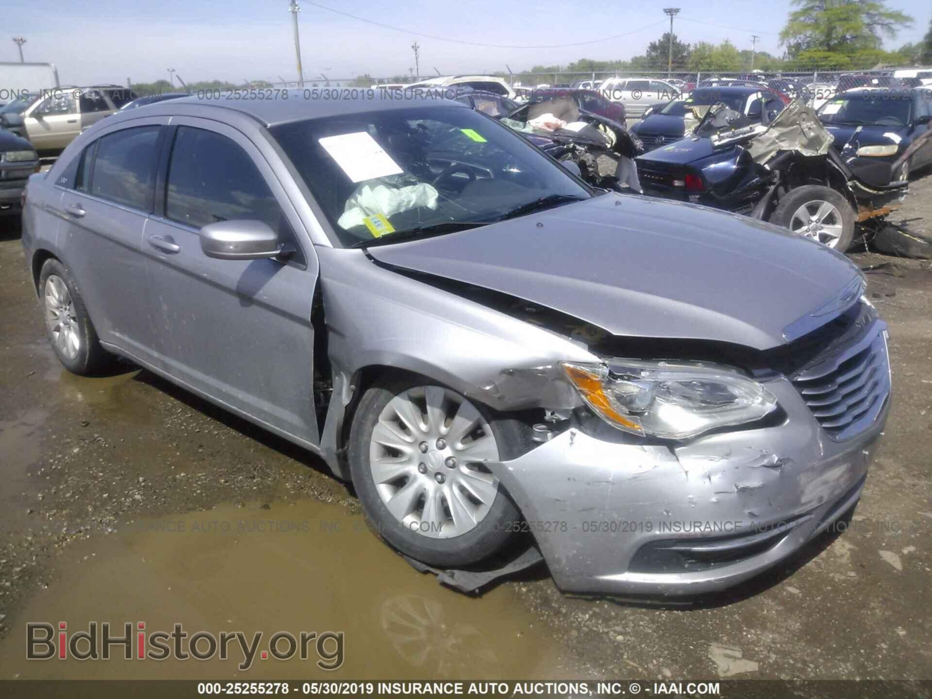 Photo 1C3CCBAG8DN728402 - CHRYSLER 200 2013