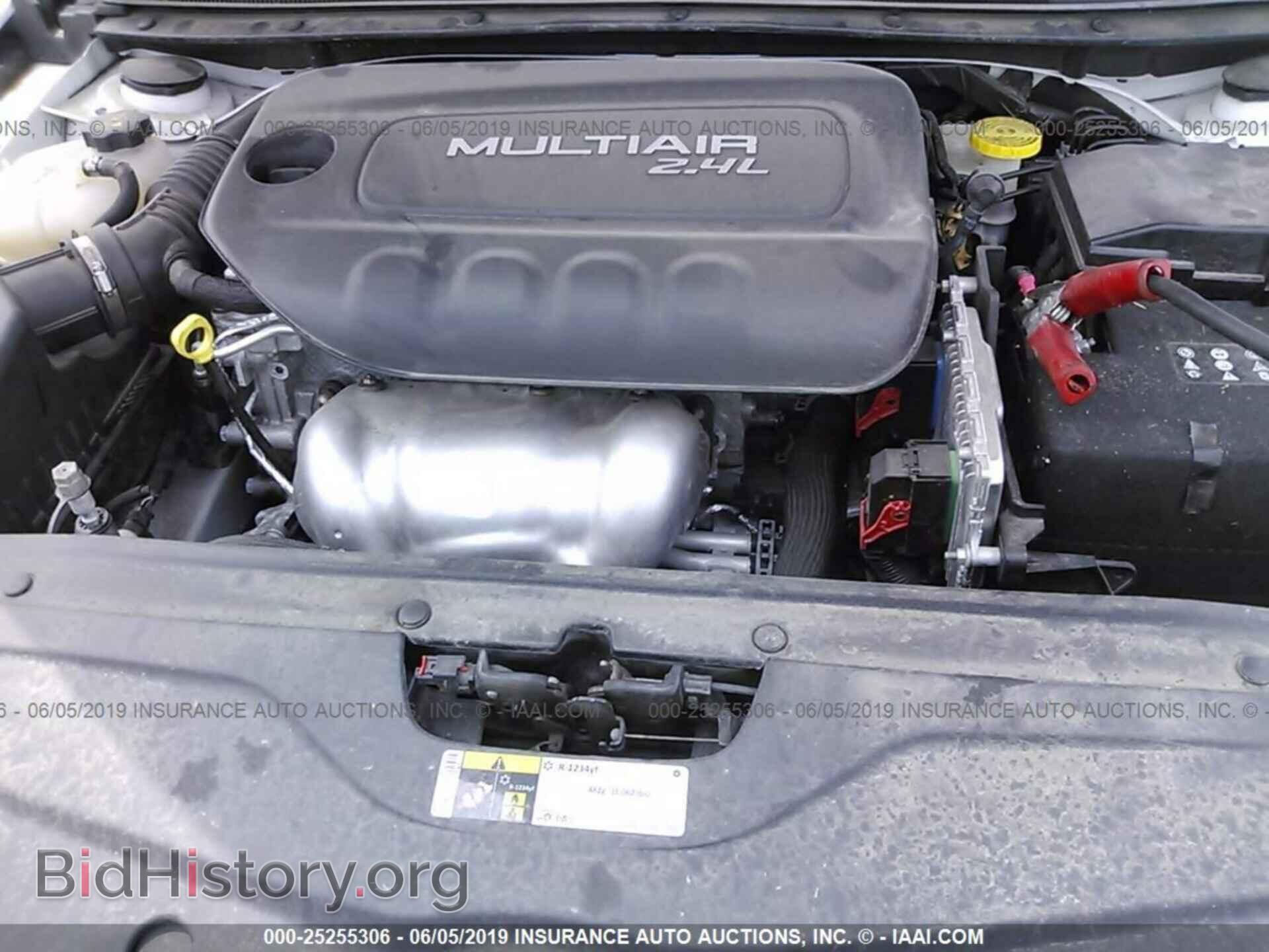 2017 CHRYSLER 200 - VIN: 1C3CCCAB9HN511330 - Фото 10
