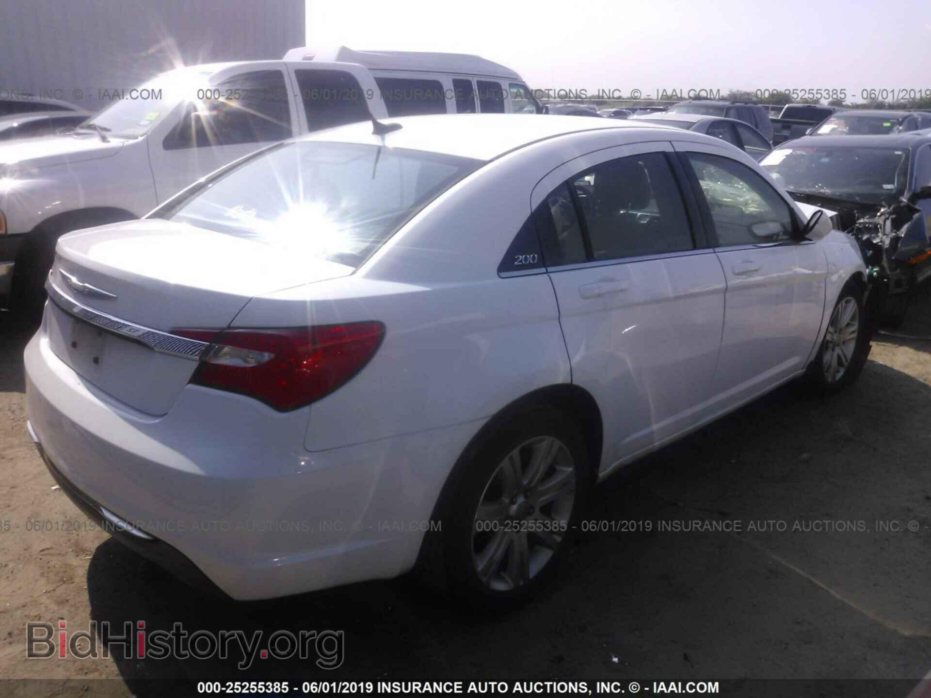2012 CHRYSLER 200 - VIN: 1C3CCBBB9CN205763 - Фото 4