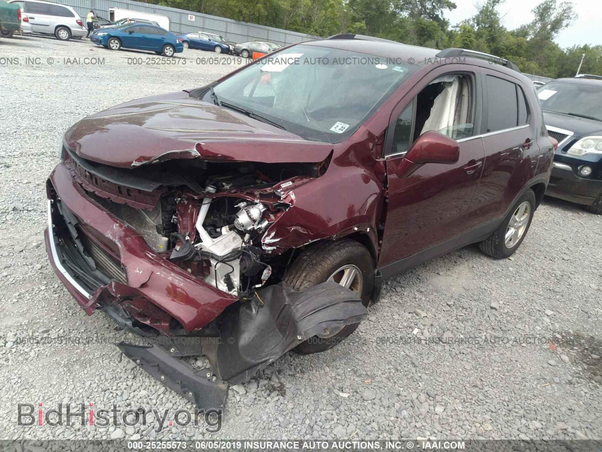 2017 CHEVROLET TRAX - VIN: 3GNCJPSB2HL169606 - Фото 2