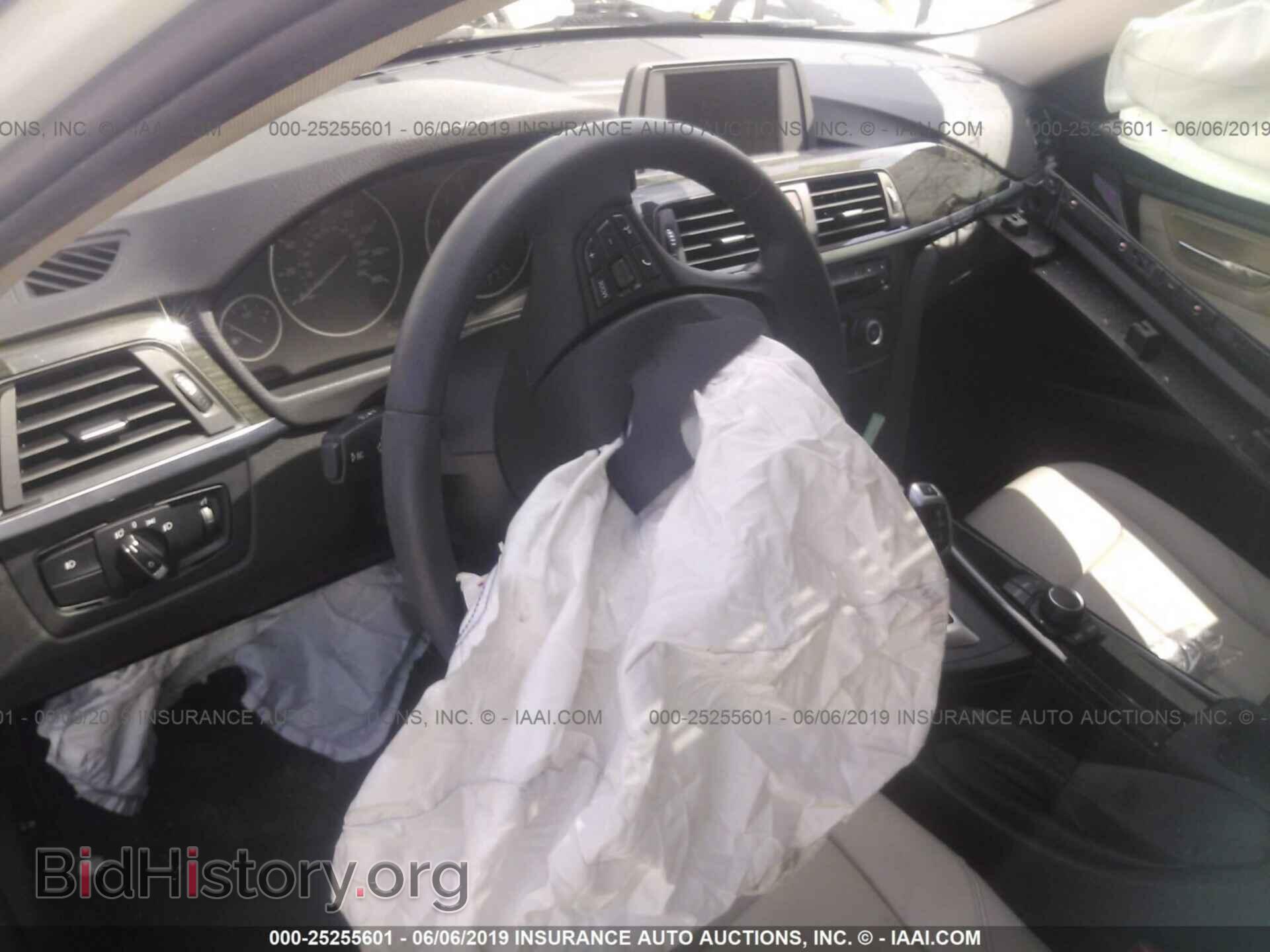 2015 BMW 320 - VIN: WBA3B1G53FNT04320 - Photo 5