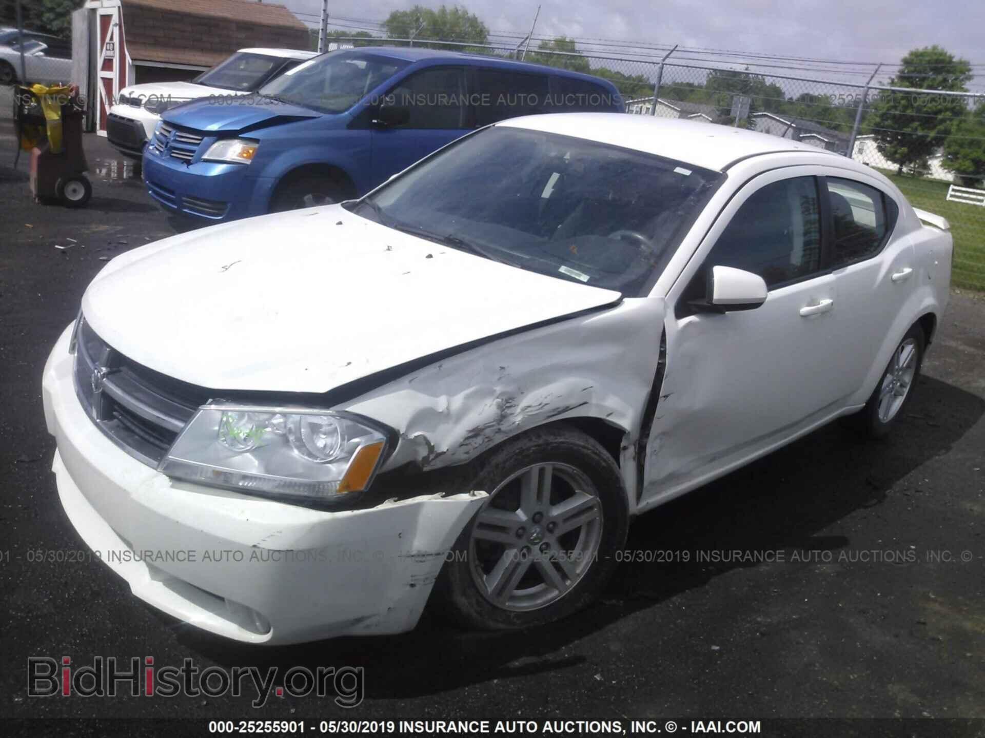 2010 DODGE AVENGER - VIN: 1B3CC5FB6AN122068 - Фото 2