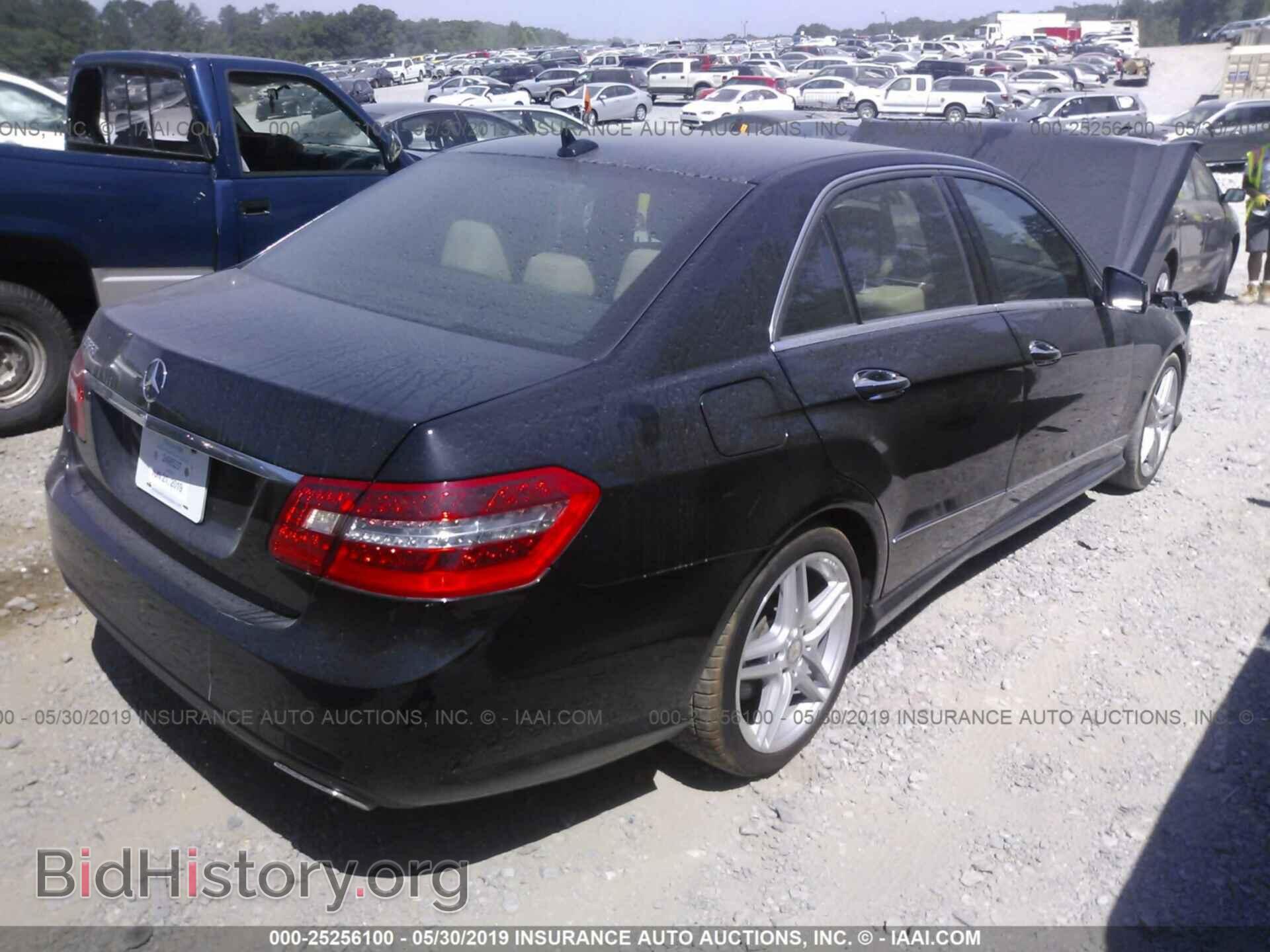 2011 MERCEDES-BENZ E - VIN: WDDHF7CB9BA394821 - Photo 4