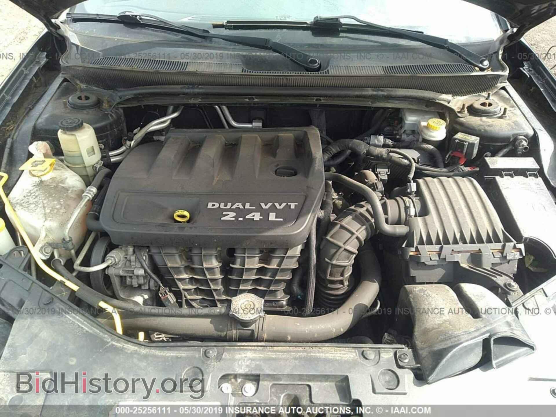 2011 CHRYSLER 200 - VIN: 1C3BC1FB3BN602819 - Photo 10