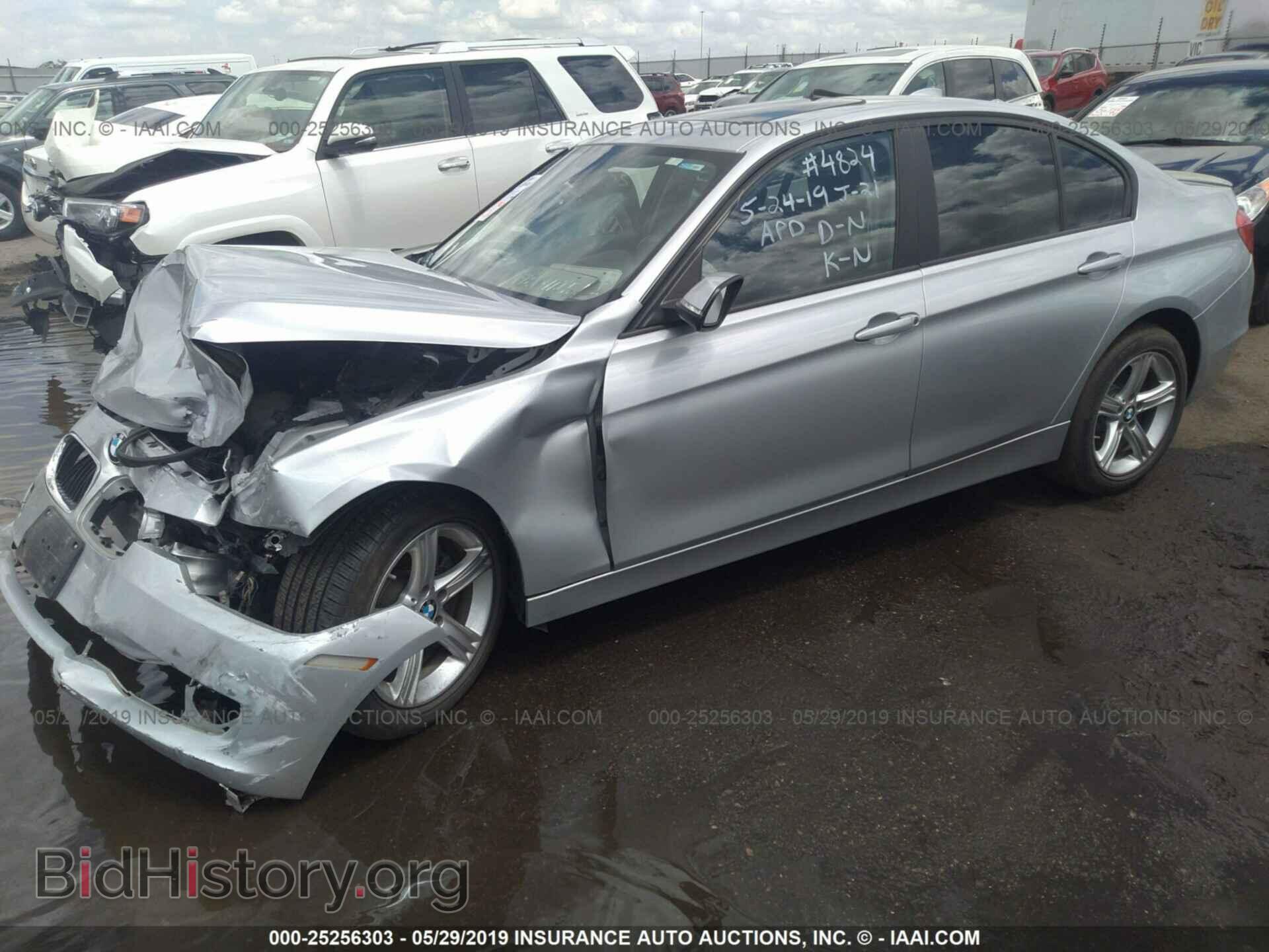 2013 BMW 328 - VIN: WBA3C1C51DK103372 - Фото 2