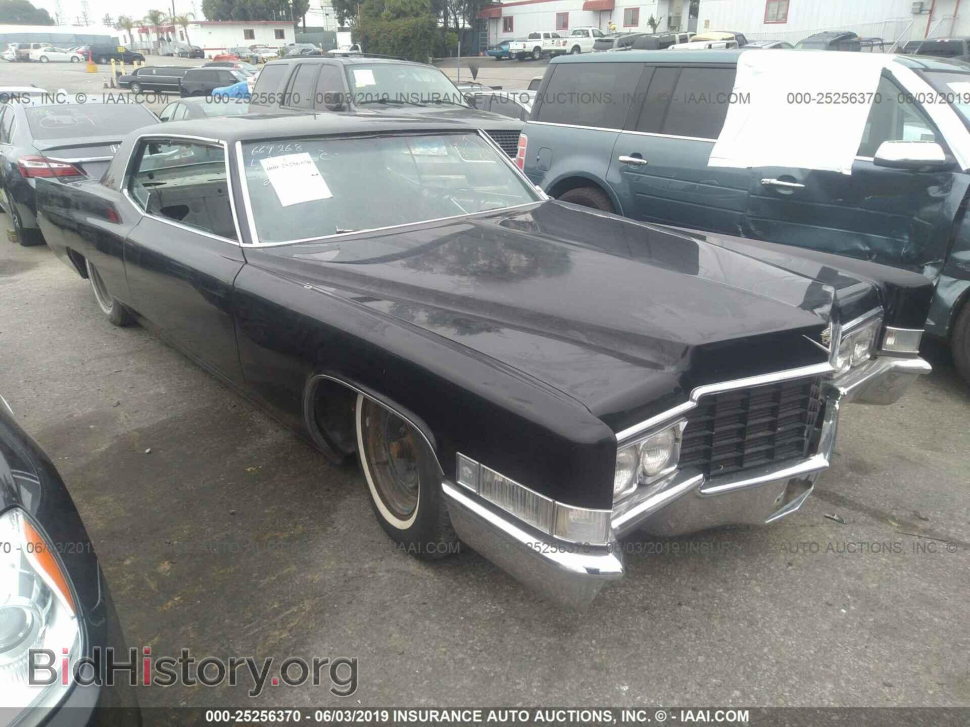 Photo J9313876 - CADILLAC DEVILLE 1969