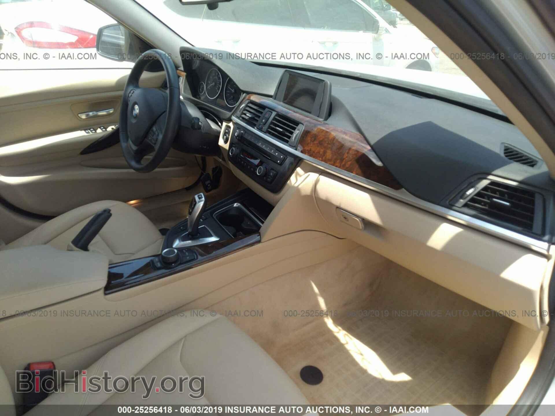2015 BMW 320 - VIN: WBA3B1C57FK137614 - Фото 5