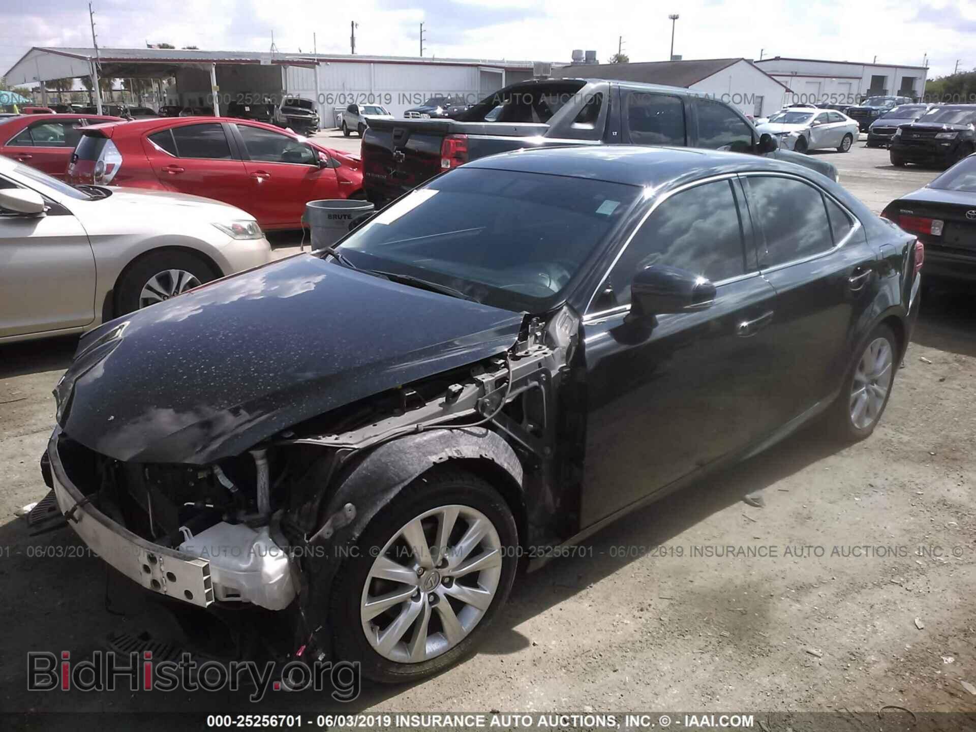 2014 LEXUS IS - VIN: JTHBF1D27E5035281 - Photo 2